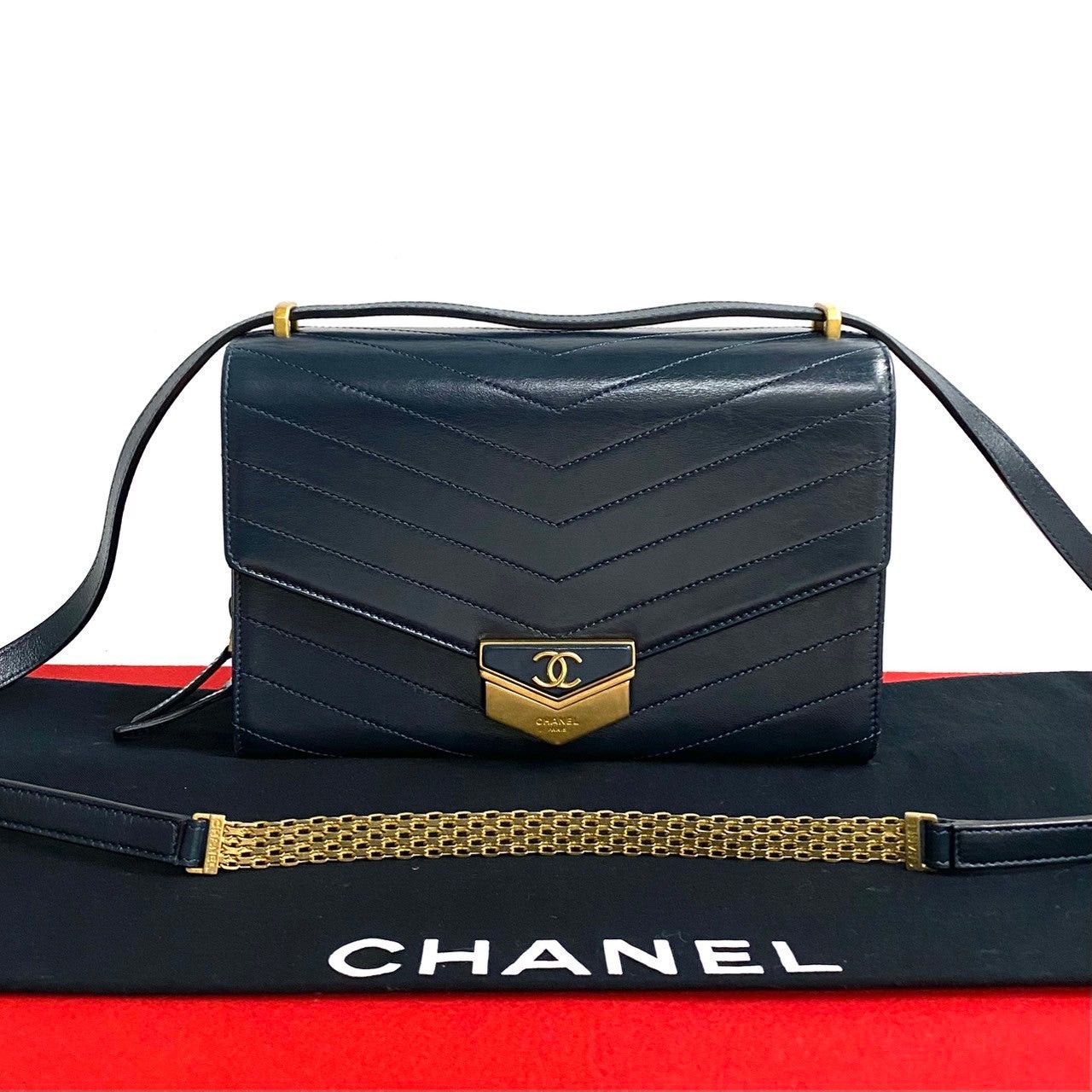 Chanel Chanel Shoulder Bag Blue Leather Size ONE SIZE - 1 Thumbnail