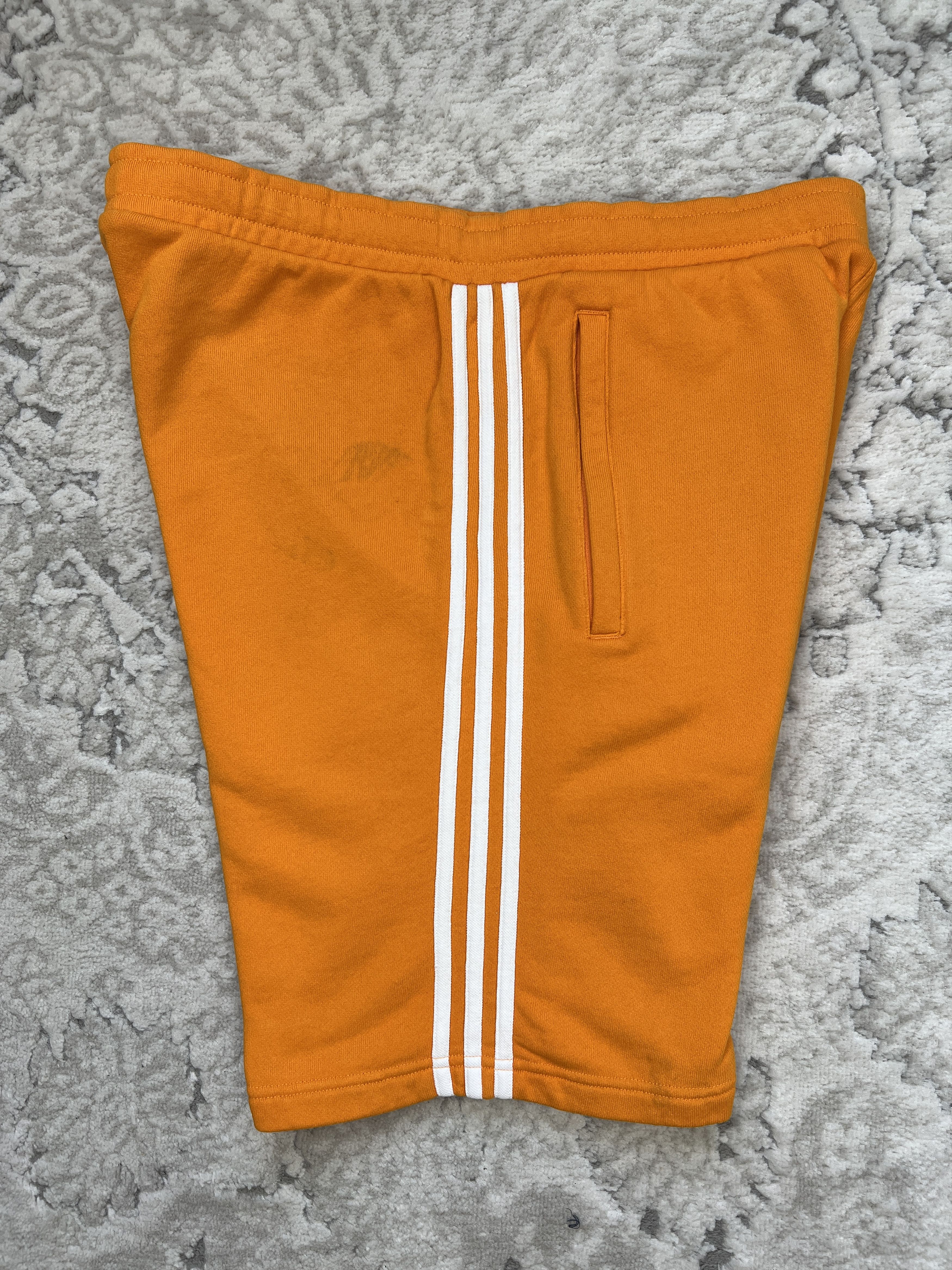 Adidas Adidas Originals Trefoil Shorts Bright Orange M Size US 32 / EU 48 - 13 Thumbnail