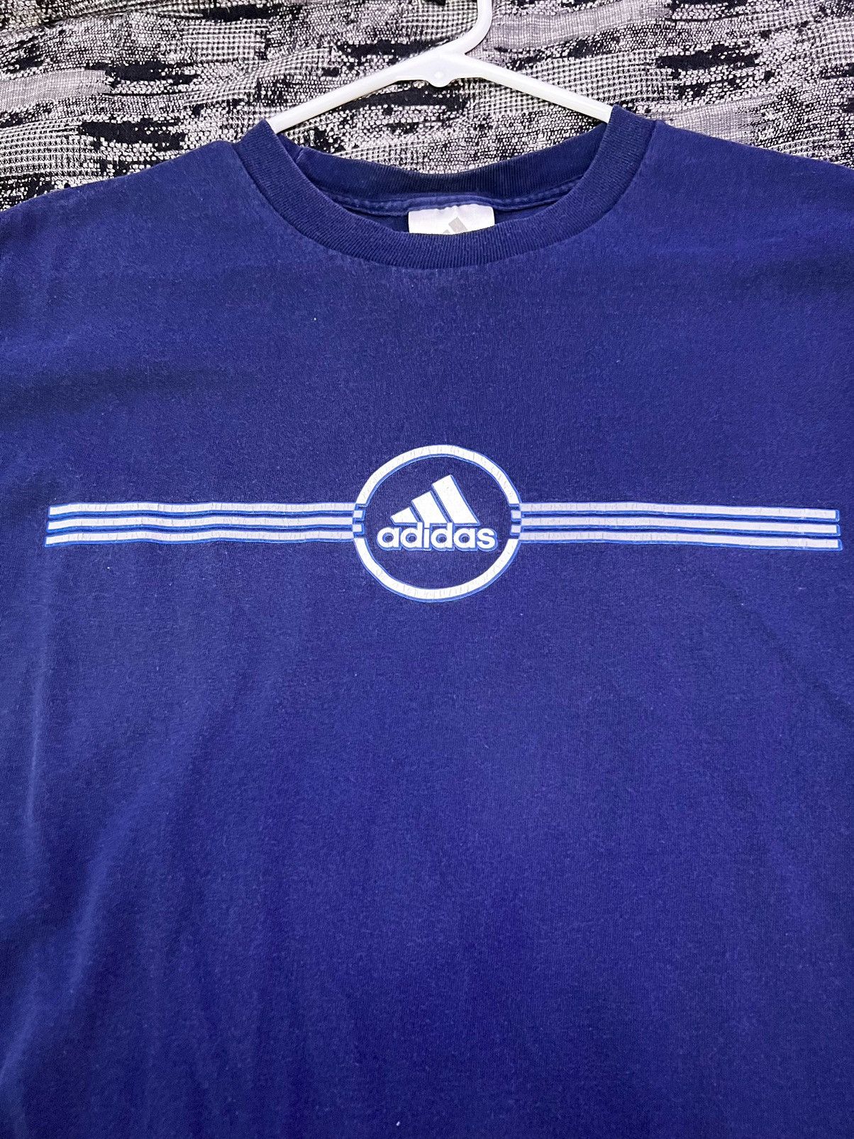 Adidas Adidas navy and white tee Size US M / EU 48-50 / 2 - 2 Thumbnail