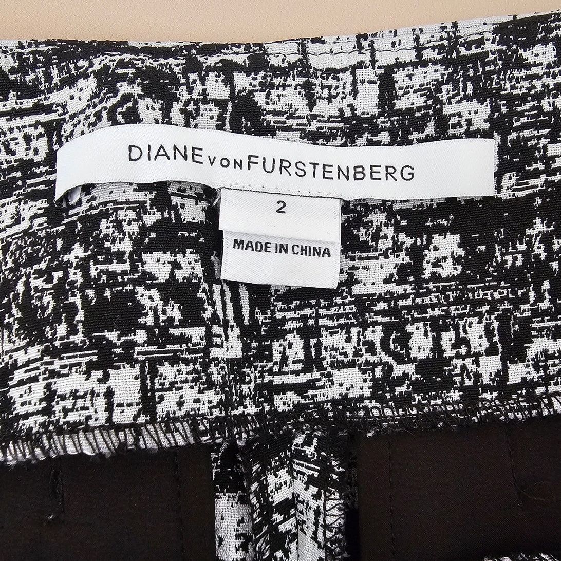 Diane von Furstenberg Diane Von Furstenberg Women's B/W Jacquard Dorothy Pants 2 Size 26" / US 2 / IT 38 - 10 Thumbnail