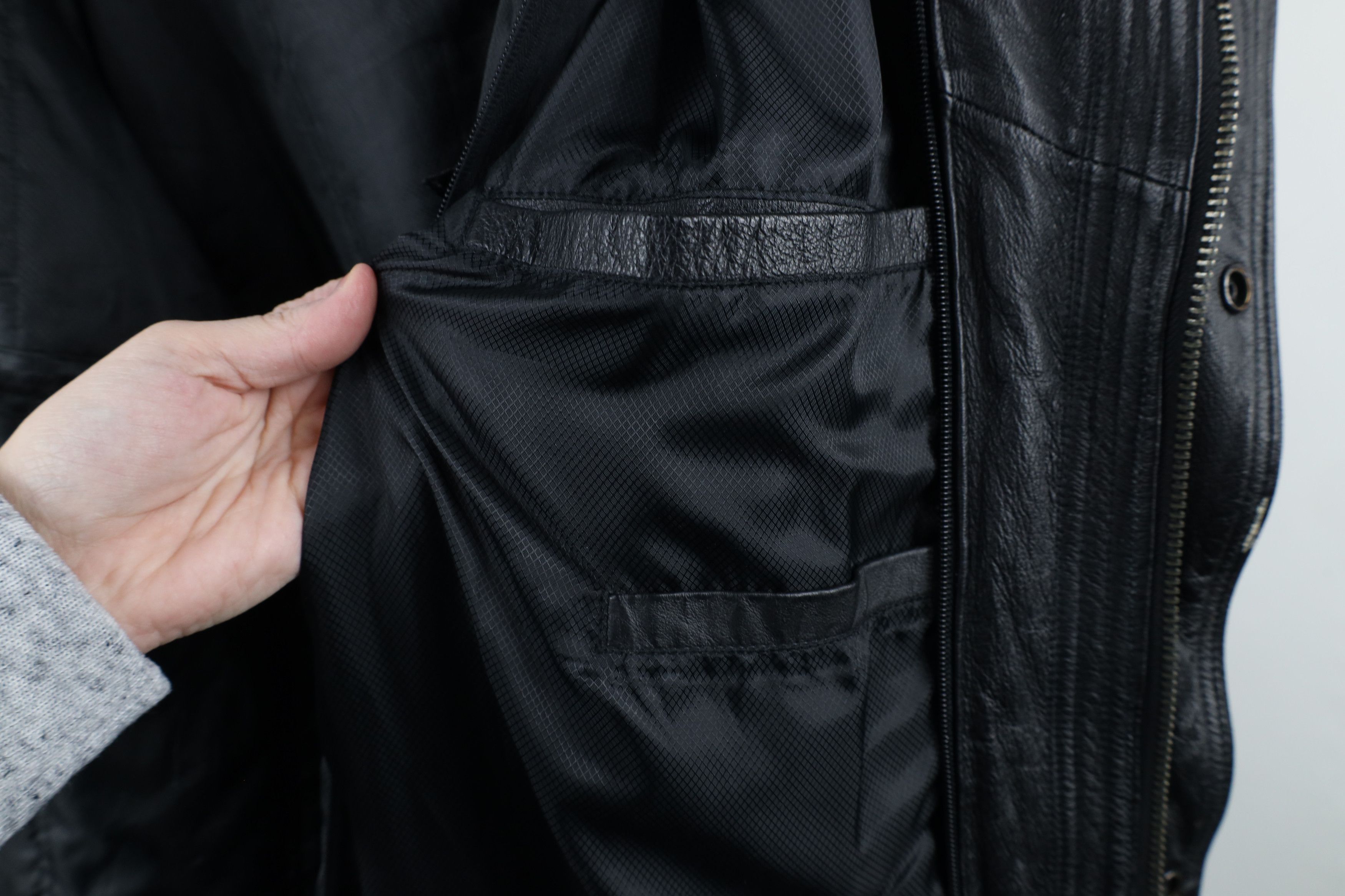 Vintage Vintage 90s Streetwear Lined Leather Chore Jacket Black Size US XL / EU 56 / 4 - 14 Thumbnail