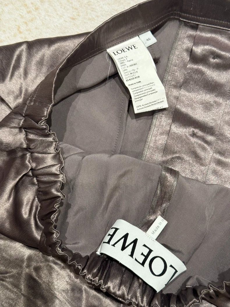 Loewe LOEWE Shiny silk shorts Size 30" / US 8 / IT 44 - 6 Thumbnail