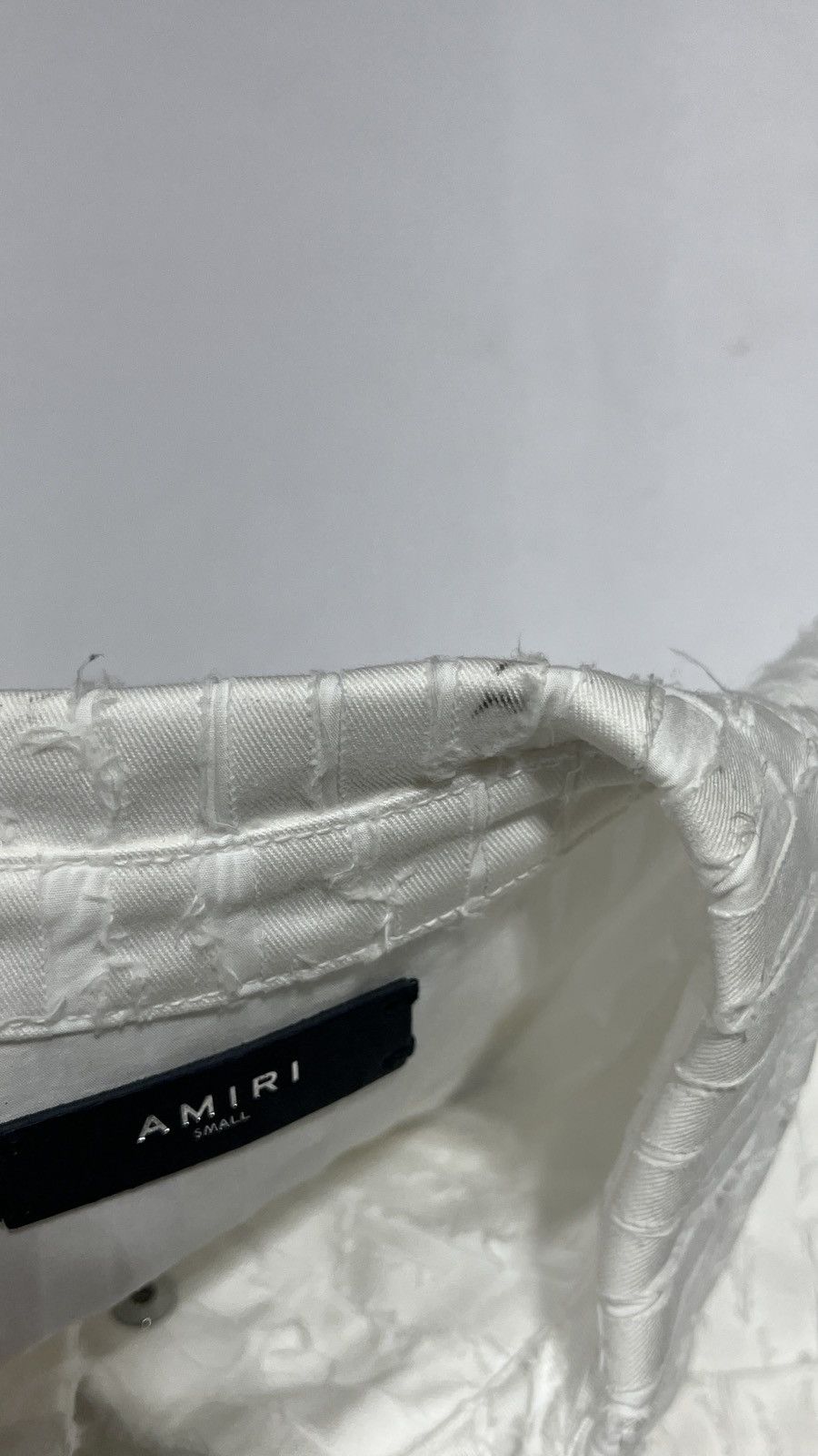 Amiri Amiri Logo Frayed White Button Up Size US S / EU 44-46 / 1 - 7 Thumbnail