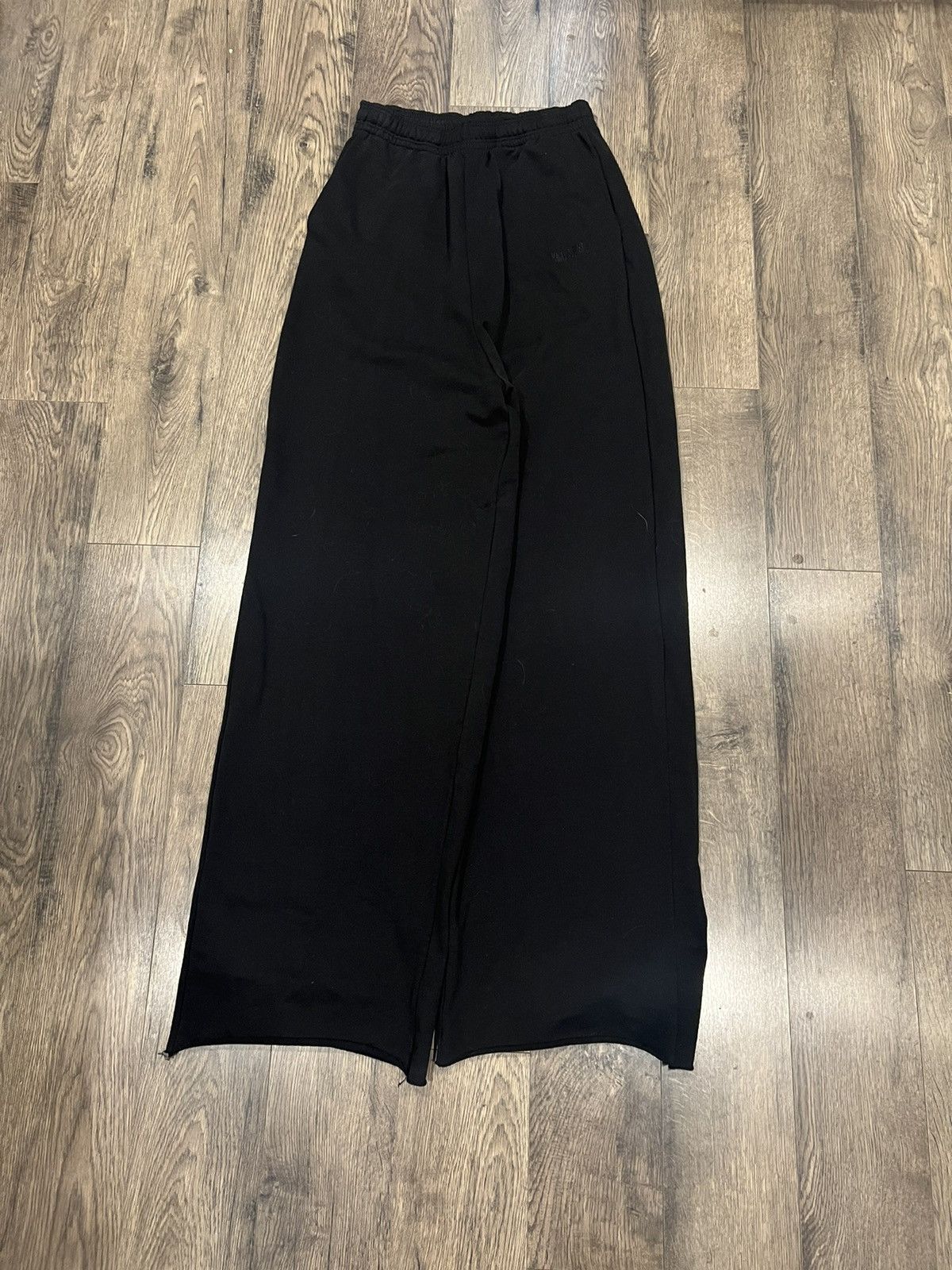 image of Vetements Aw22 Wide Leg Sweatpants in Black, Men's (Size 30)