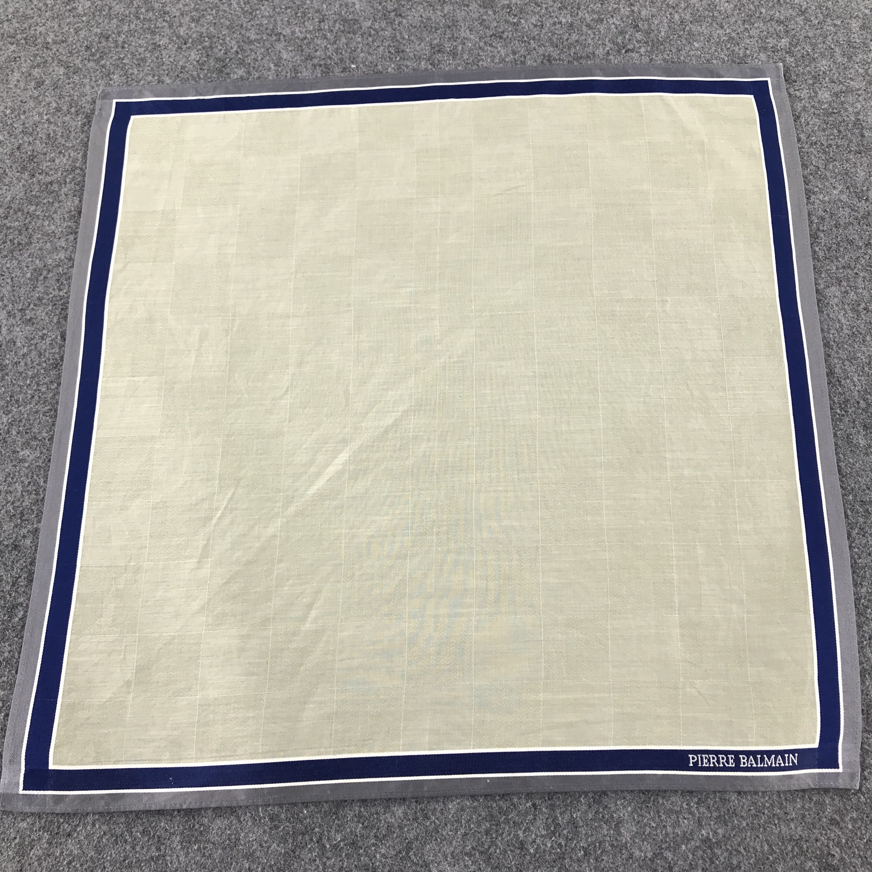 Pierre Balmain Pierre Balmain Handkerchief Neckerchief Bandana H486 Size ONE SIZE - 3 Thumbnail