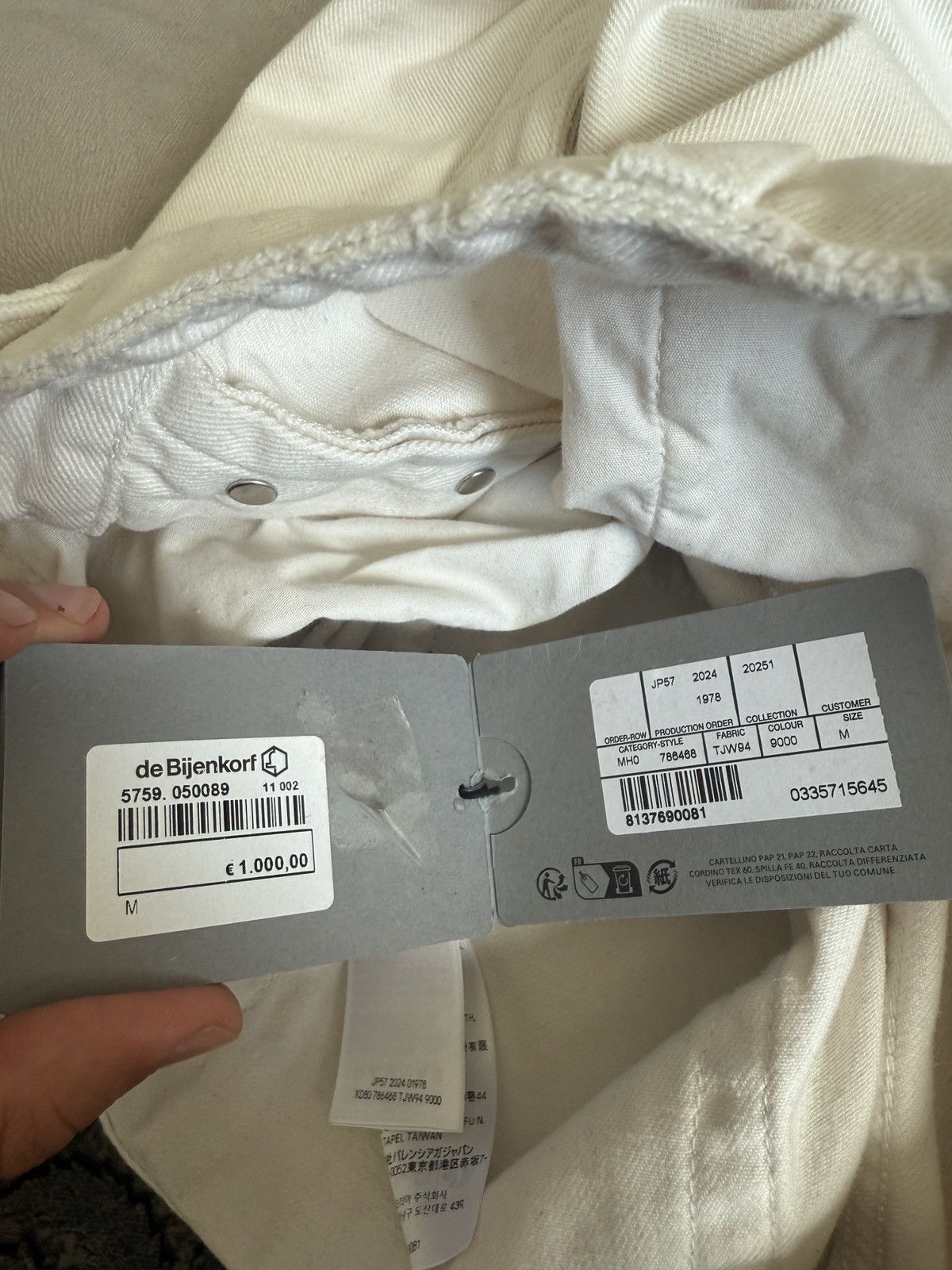 Balenciaga Balenciaga white wide baggy distressed jeans Size US 32 / EU 48 - 6 Thumbnail