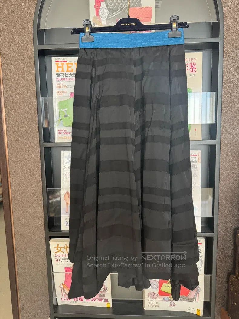 Loewe Loewe Black asymmetrical skirt Size 24" / US 00 / IT 34 - 1 Thumbnail