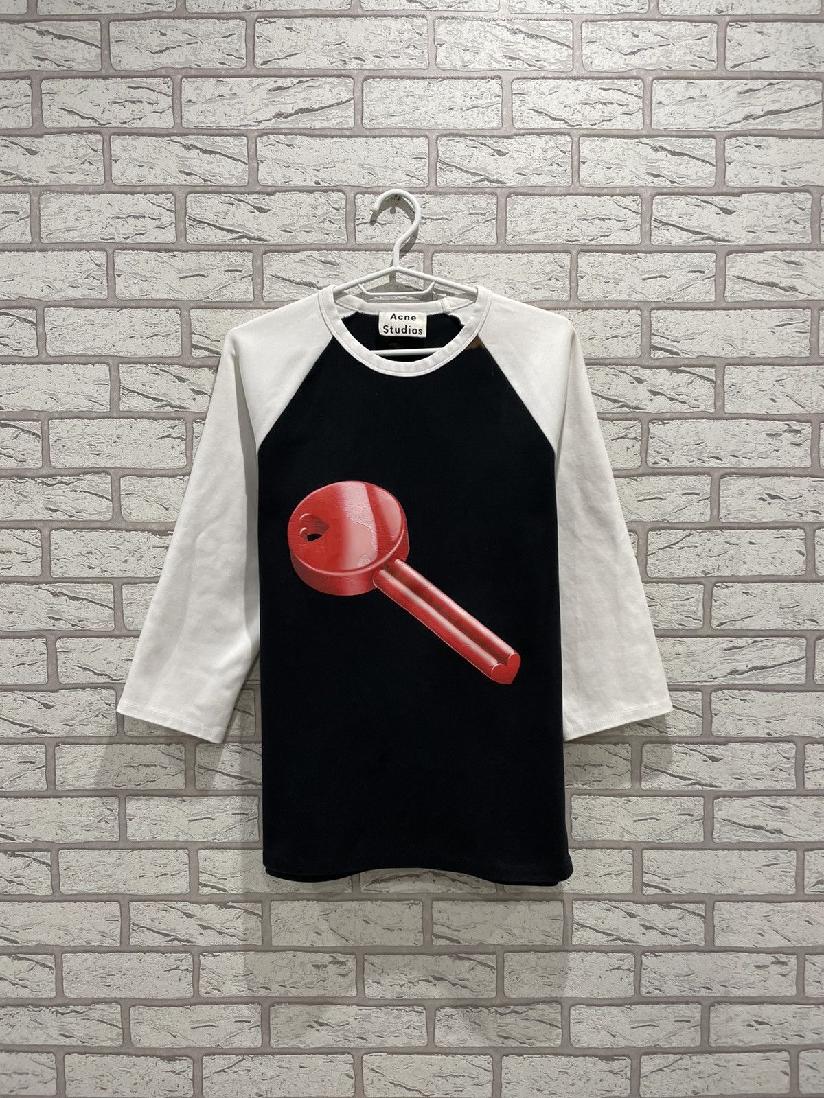 Acne Studios × Designer Acne Studios Noise Long Sleeve Sweatshirt Key-print Cotton Size US XS / EU 42 / 0 - 1 Thumbnail