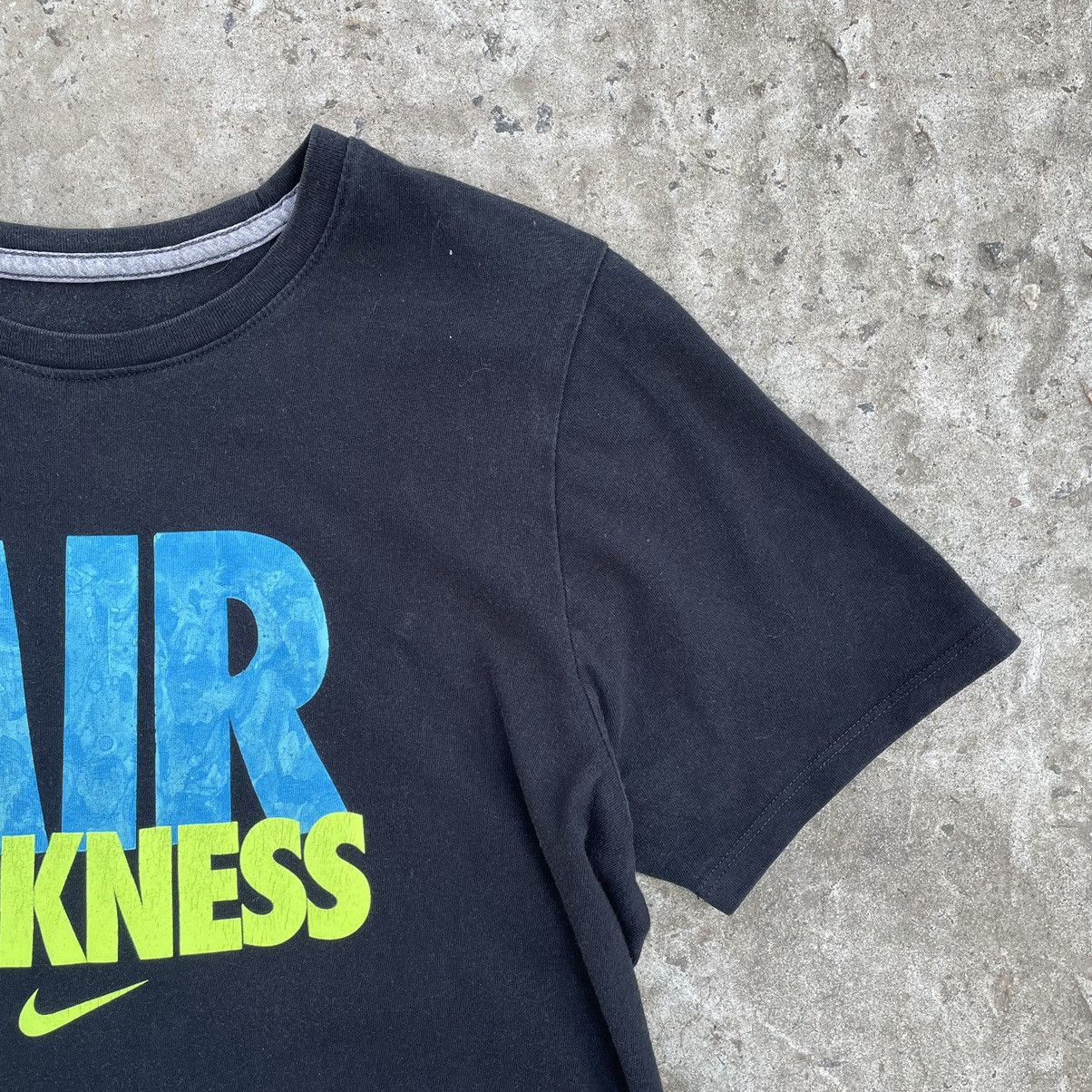 Vintage Vintage T-shirts Nike Air Sickness Big Logo Y2K 00s Size US S / EU 44-46 / 1 - 7 Thumbnail