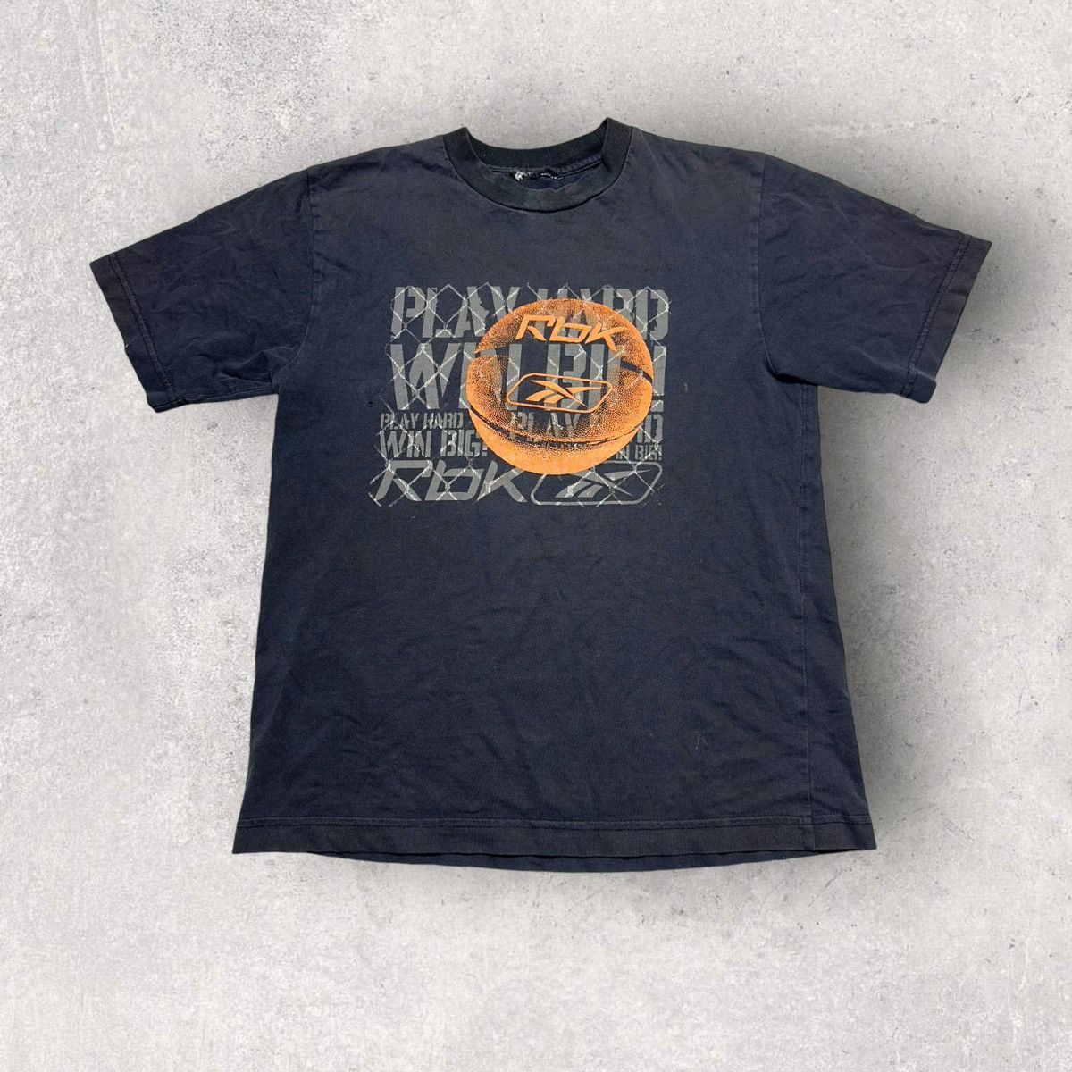 Reebok × Vintage Vintage Reebok Basketball tee Size US S / EU 44-46 / 1 - 1 Thumbnail