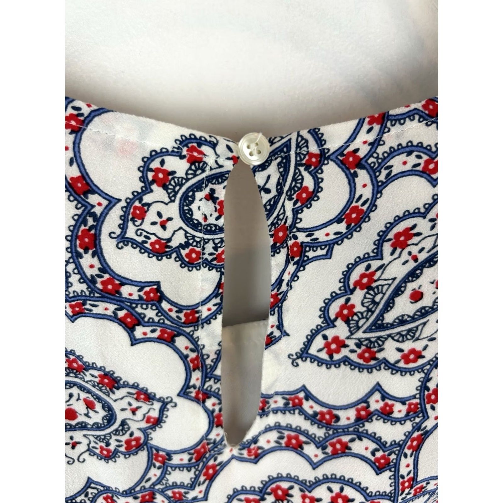 Talbots Talbots Tunic Blouse Womens Large Blue Paisley Lined Ruffle Crew Neck Long Sleeve Size L / US 10 / IT 46 - 7 Thumbnail