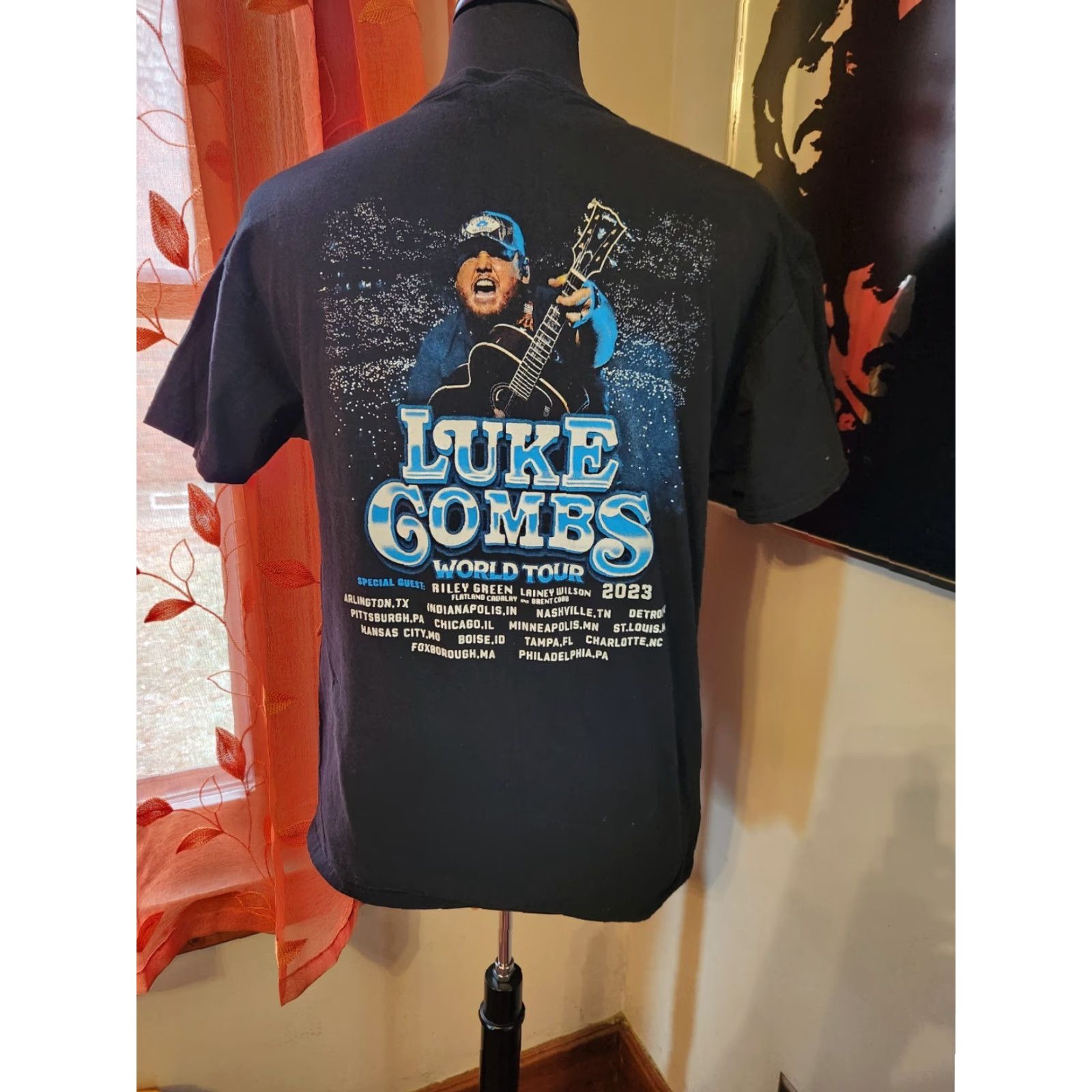 Fruit Of The Loom Luke Combs Country Music World Tour T-Shirt Mens Large Black Cotton Crew Neck Short Sleeve Size US L / EU 52-54 / 3 - 2 Thumbnail