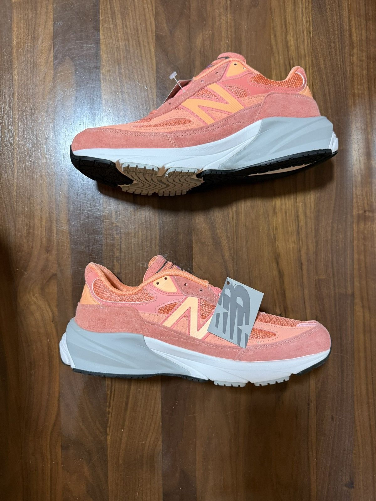 New Balance New Balance Made in USA 990v6 Sunrise Salmon (U990SR6) Sz 11 Size US 11 / EU 44 - 3 Thumbnail