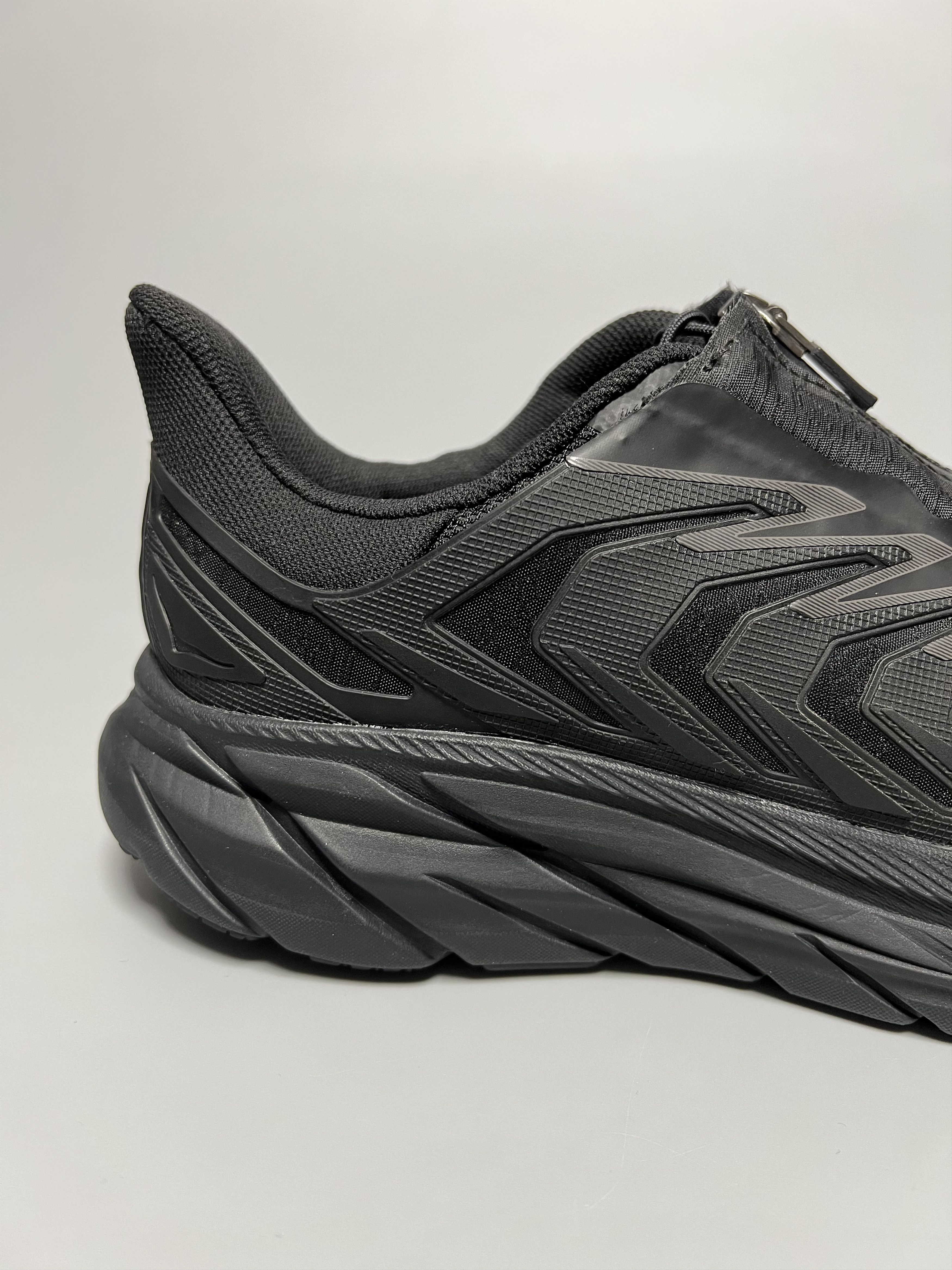 Hoka Hoka One One U Project Clifton Women's Running Shoes Size US 6 / IT 36 - 12 Thumbnail