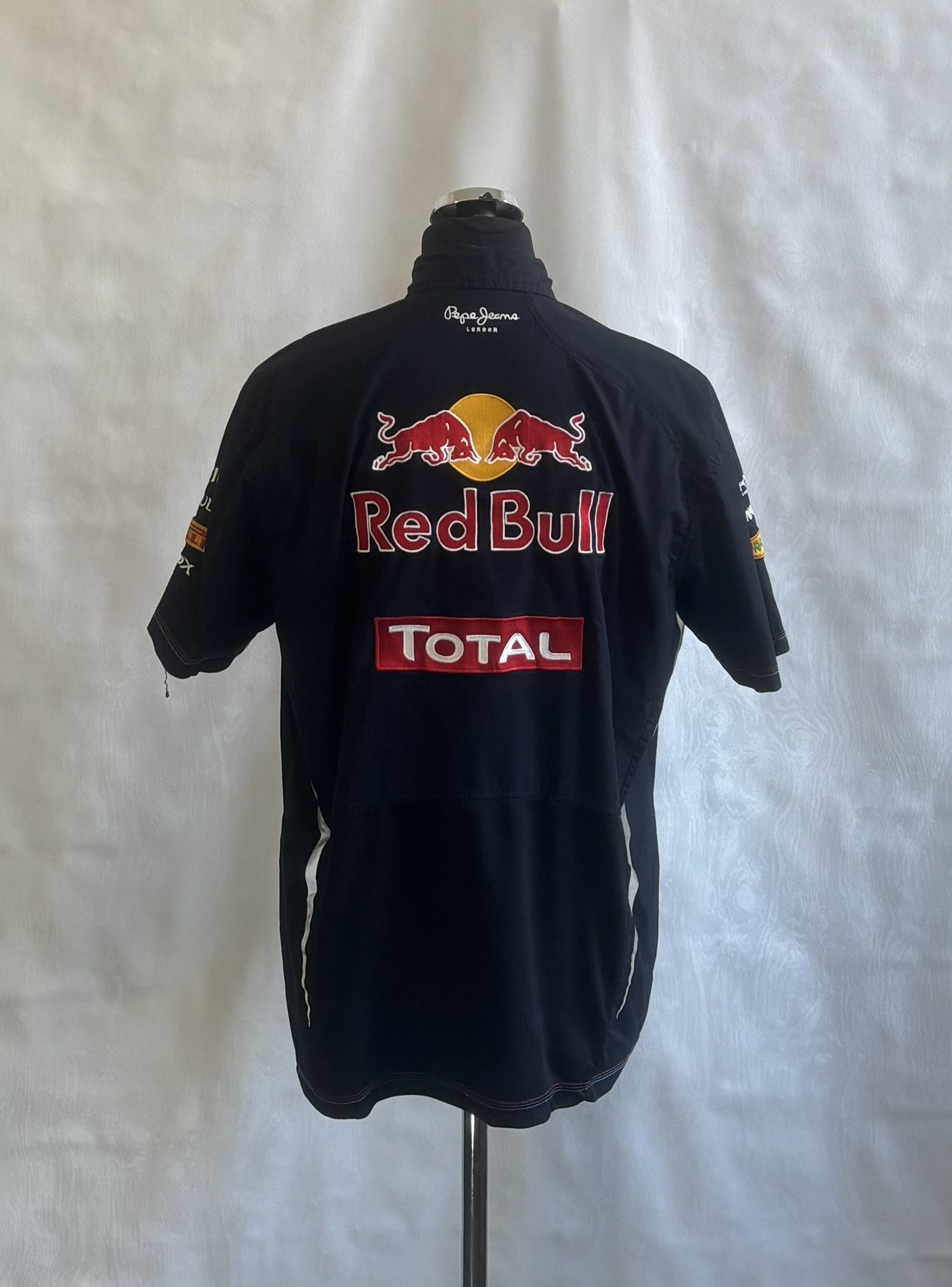 Infiniti Red Bull Racing x Pepe Jeans 2015 Shirt Size L