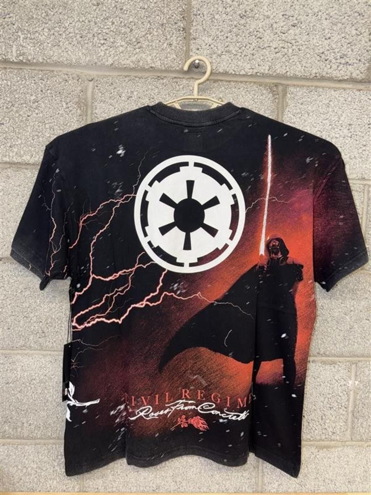 Civil Regime Darth Vader Civil Regime Star Wars Tee M Black Double Sided Size US M / EU 48-50 / 2 - 2 Thumbnail