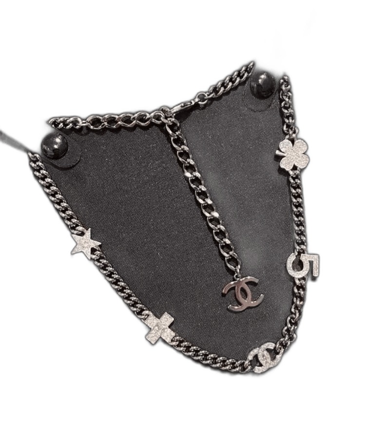 Chanel Chanel Five Flower Necklace Choker Size ONE SIZE - 1 Thumbnail