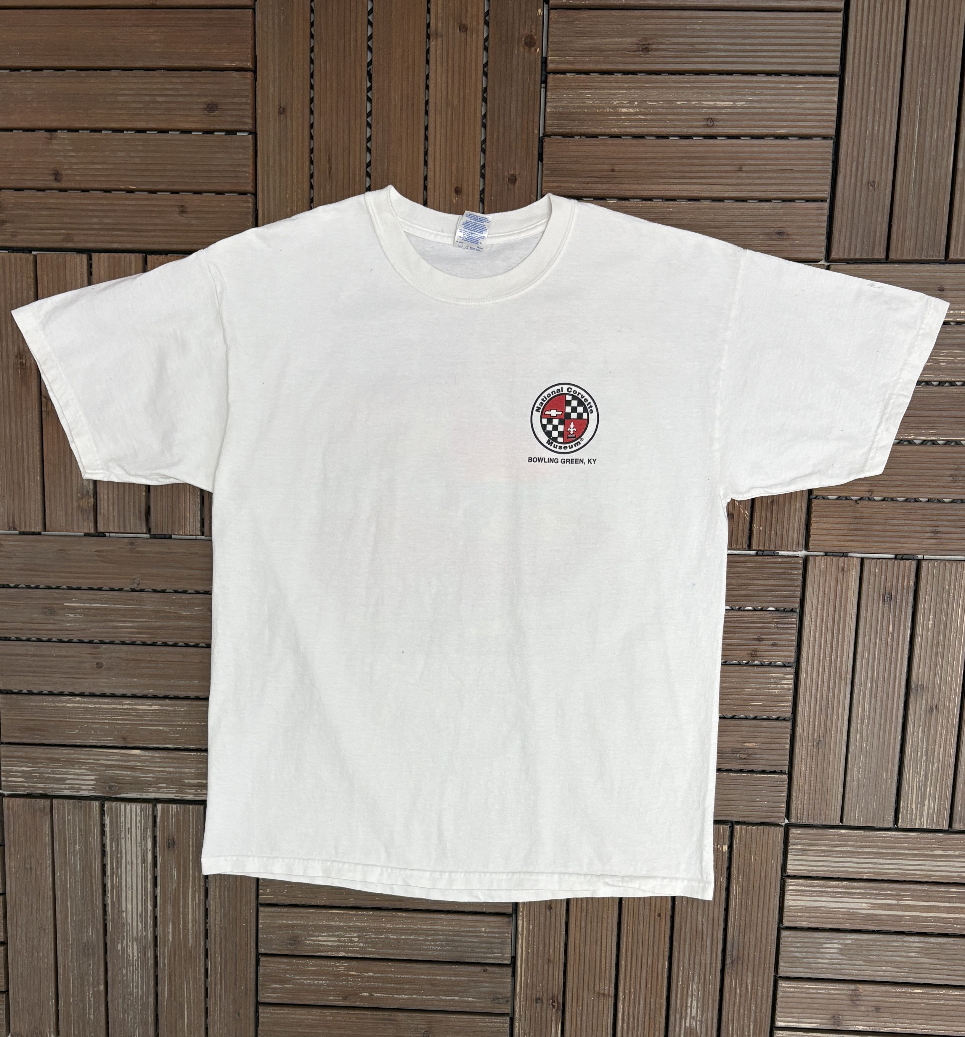 Vintage National Corvette Museum Vintage White T-Shirt Tee Size US XL / EU 56 / 4 - 3 Thumbnail