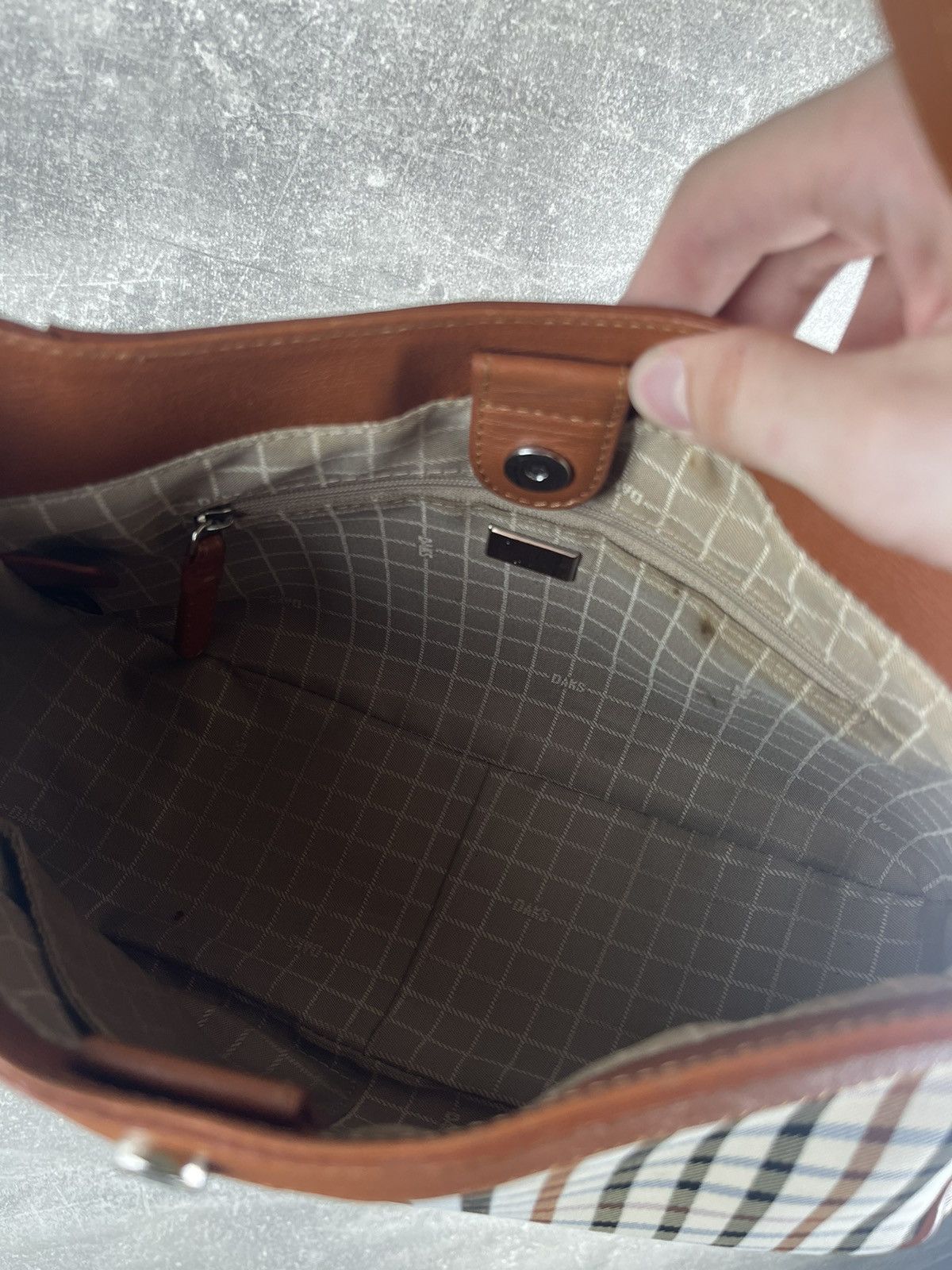 DAKS × Vintage Daks London Brown Leather Shoulder Future Tote Bag Size ONE SIZE - 9 Thumbnail