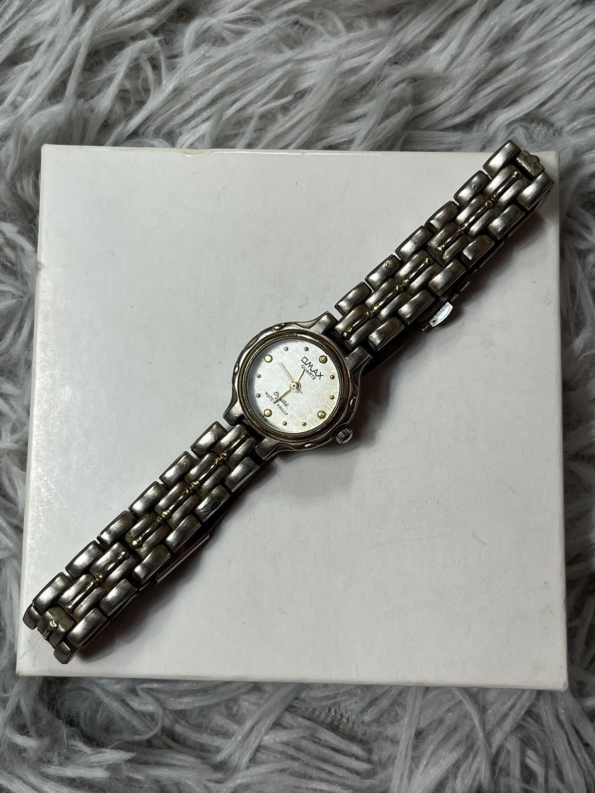 Jewelry Omax Vintage Ladies’ Quartz Watch – Japanese Brand Size ONE SIZE - 14 Thumbnail