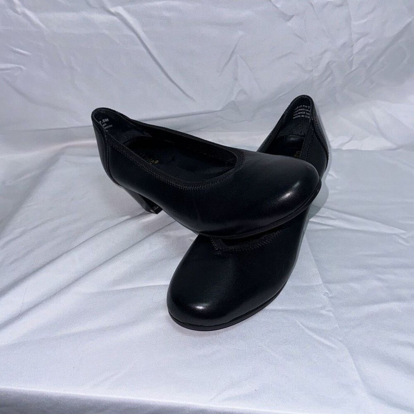 Other David Tate Black Leather Round Toe Court Heels | Sz 7.5 Size US 7.5 / IT 37.5 - 2 Thumbnail