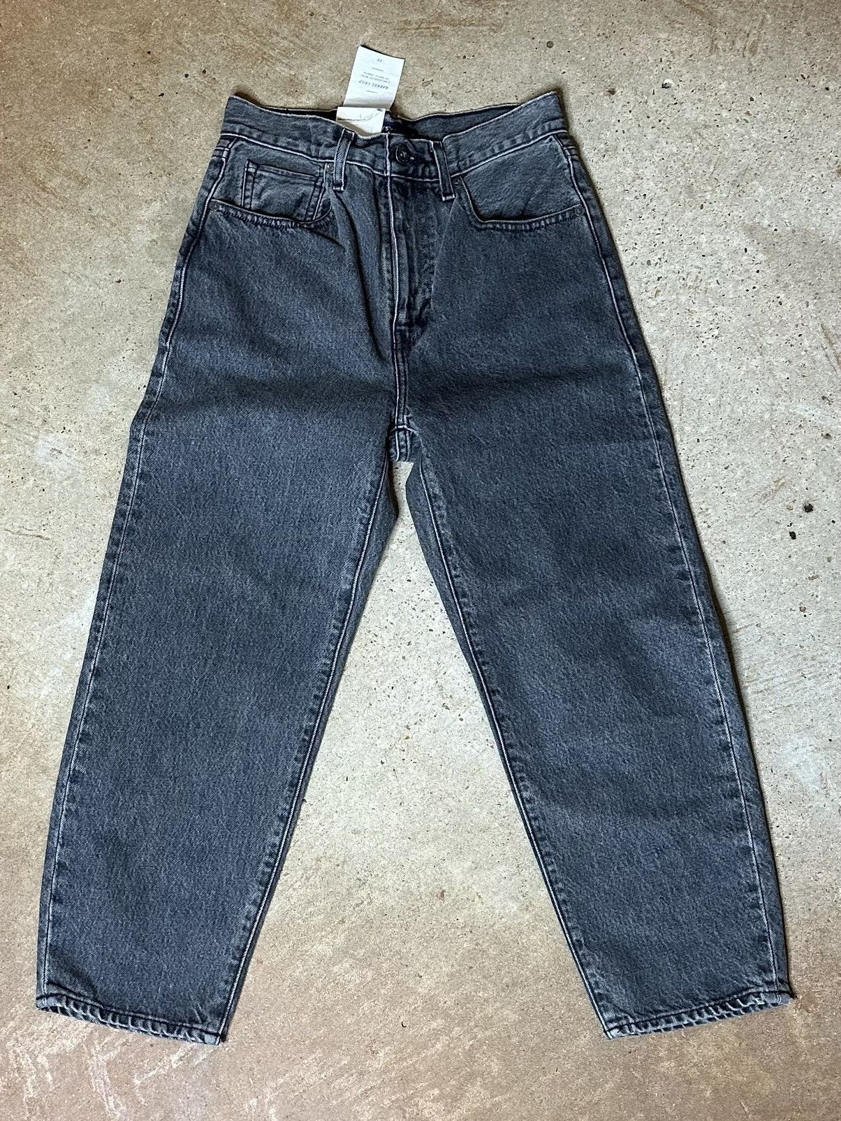 image of Levis x Levis Made Crafted NWT Levi’S Made And Crafted Barrel Crop Jean in Grey, Women's (Size 24)