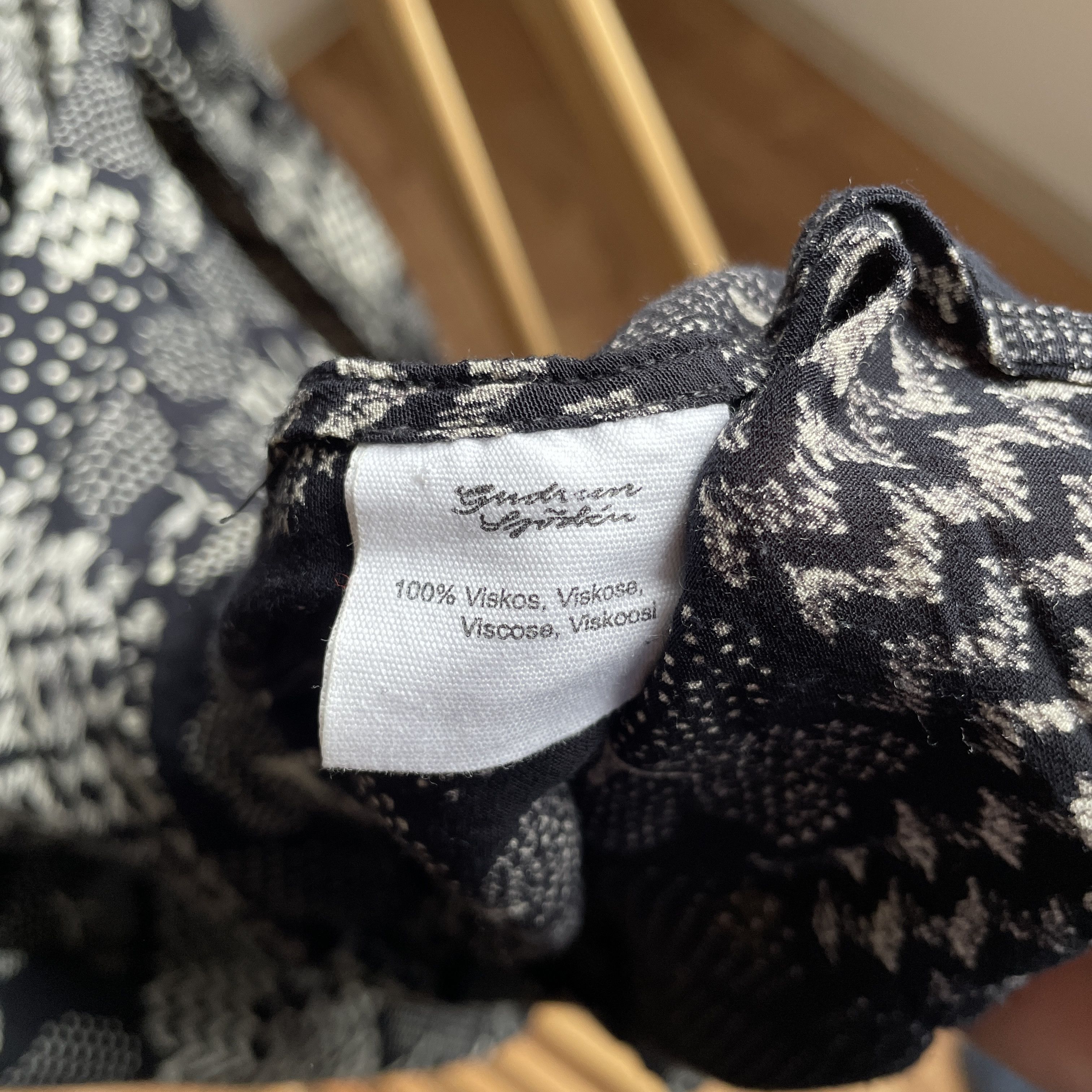 Gudrun Sjoden Gudrun Sjoden Floral Leaves Pattern Viscose Blouse Size M Size M / US 6-8 / IT 42-44 - 7 Thumbnail