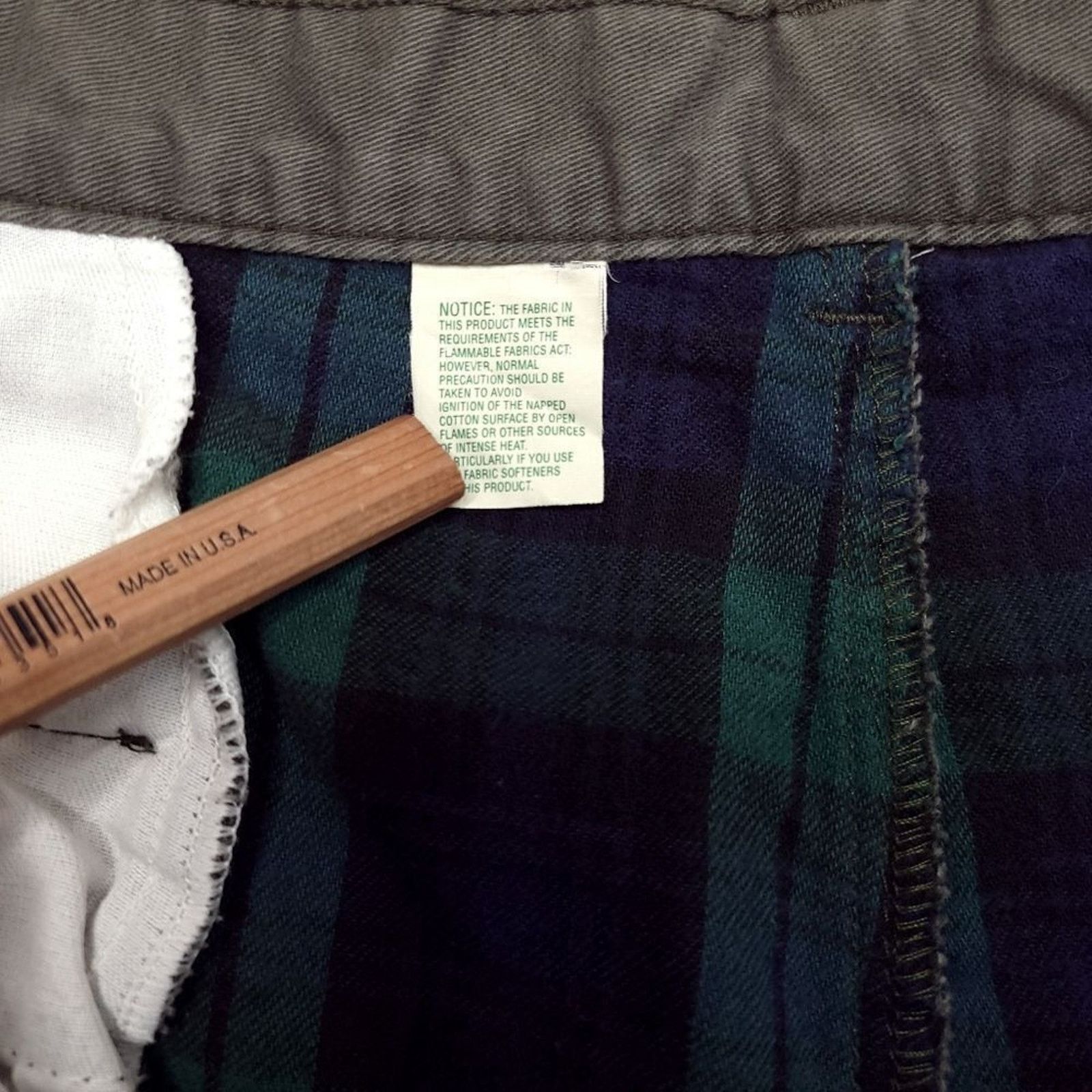 L.L. Bean Vintage LL Bean Flannel Lined Pants Mens 40x30 Olive Size US 40 / EU 56 - 3 Thumbnail