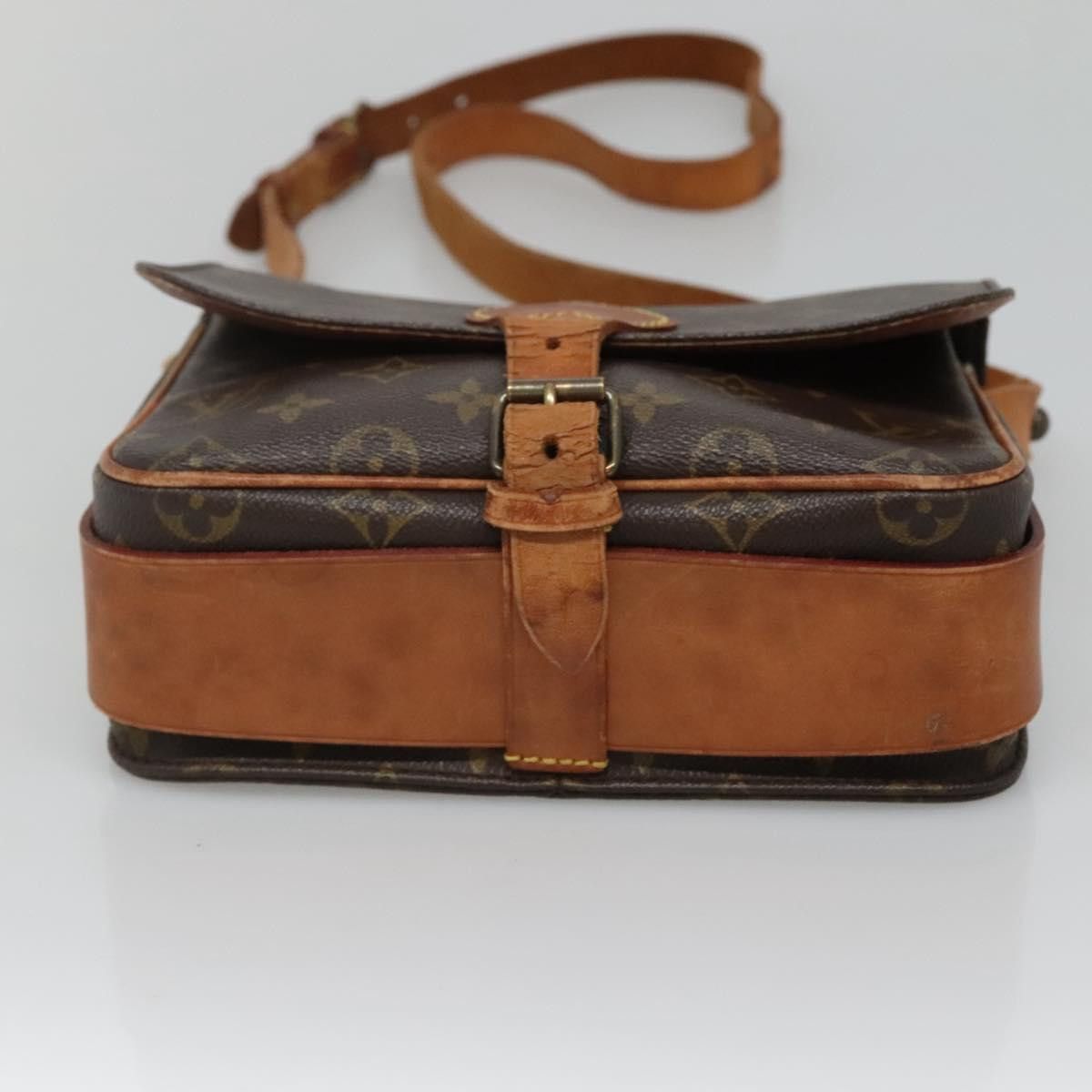 Louis Vuitton LOUIS VUITTON Monogram Cartouchiere MM Shoulder Bag M51253 Size ONE SIZE - 5 Thumbnail