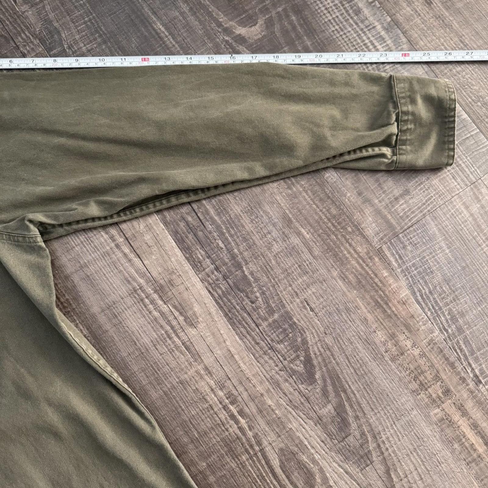 Levi's LEVIS • Classic 2 Pocket L/S Button Up Shirt "Green" (XL) Size US XL / EU 56 / 4 - 6 Thumbnail
