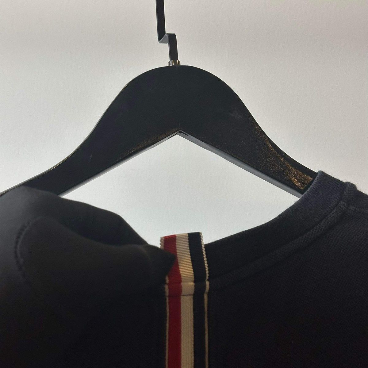 Thom Browne THOM BROWNE “BACK STRIPED” NAVY T SHIRT Size US L / EU 52-54 / 3 - 8 Thumbnail