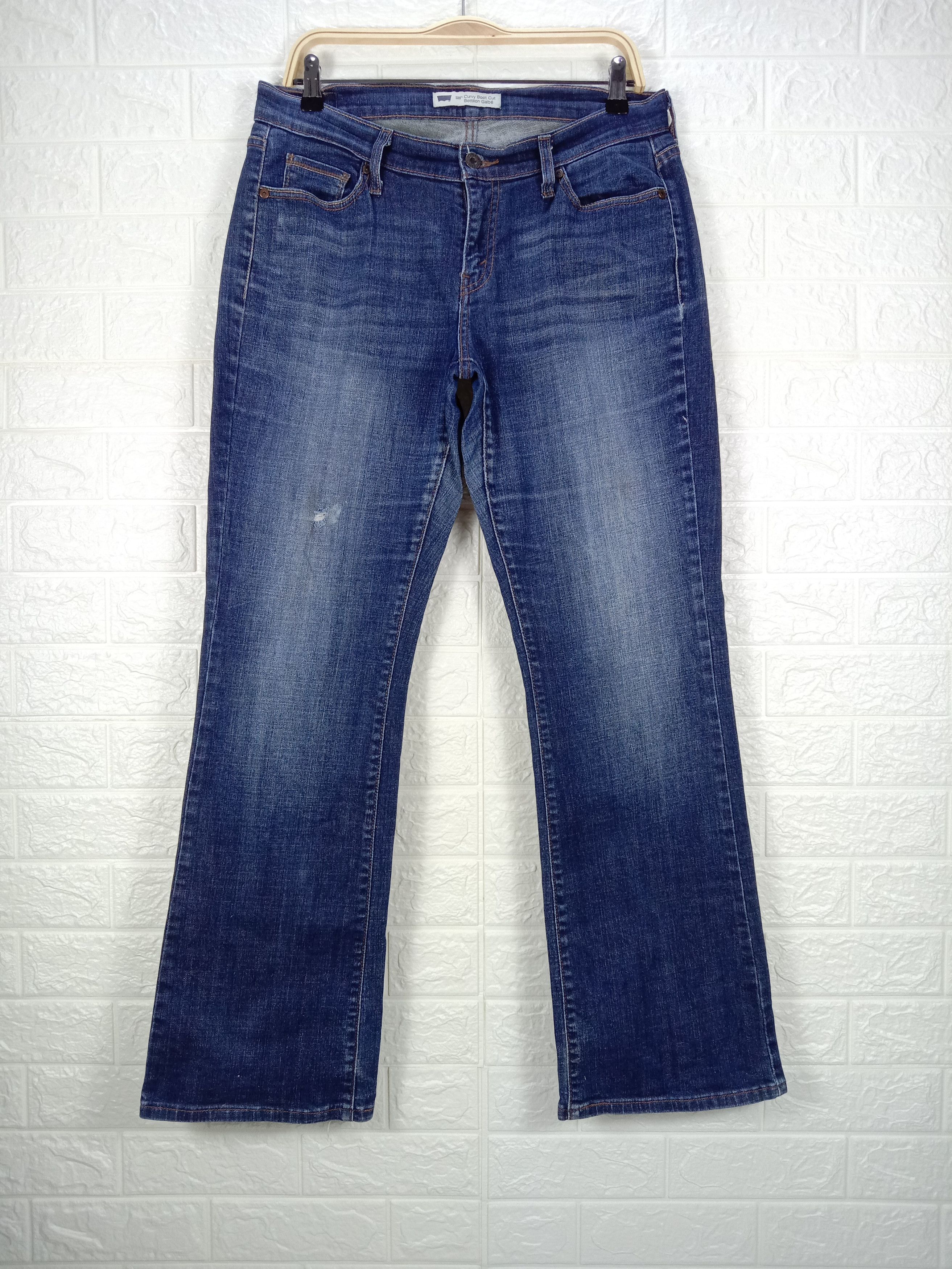 Levi's Vintage Levi's 529 Flare Jeans Curvy Boot Cut Denim Size 32" / US 10 / IT 46 - 1 Thumbnail