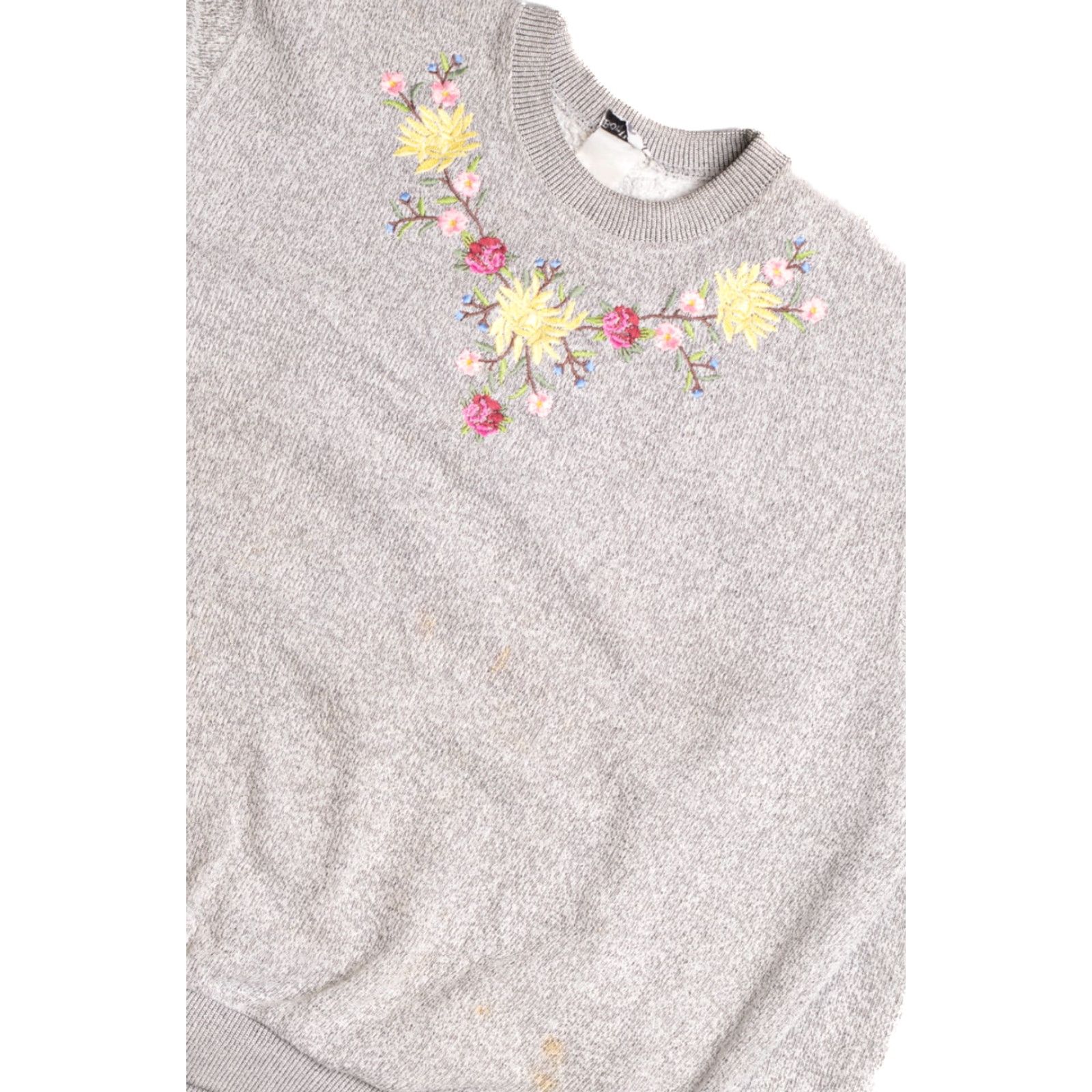 X-LARGE VINTAGE Unisex Sweatshirt Gray Floral Embroidered Pullover XX-Large 26” Length 27” Chest Real Wear Stains on Front and Sleeves Size US XXL / EU 58 / 5 - 2 Thumbnail