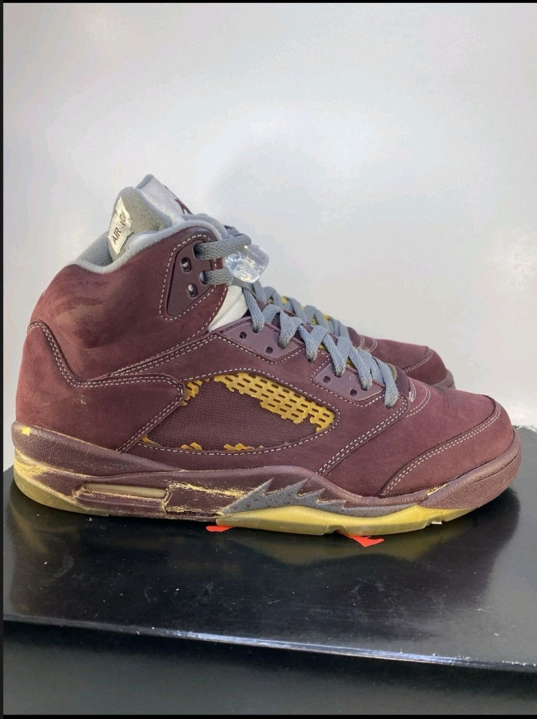 Jordan Brand Nike Air Jordan Retro 5 LS Burgundy 2006 Size 12 Men Size US 12 / EU 45 - 3 Thumbnail