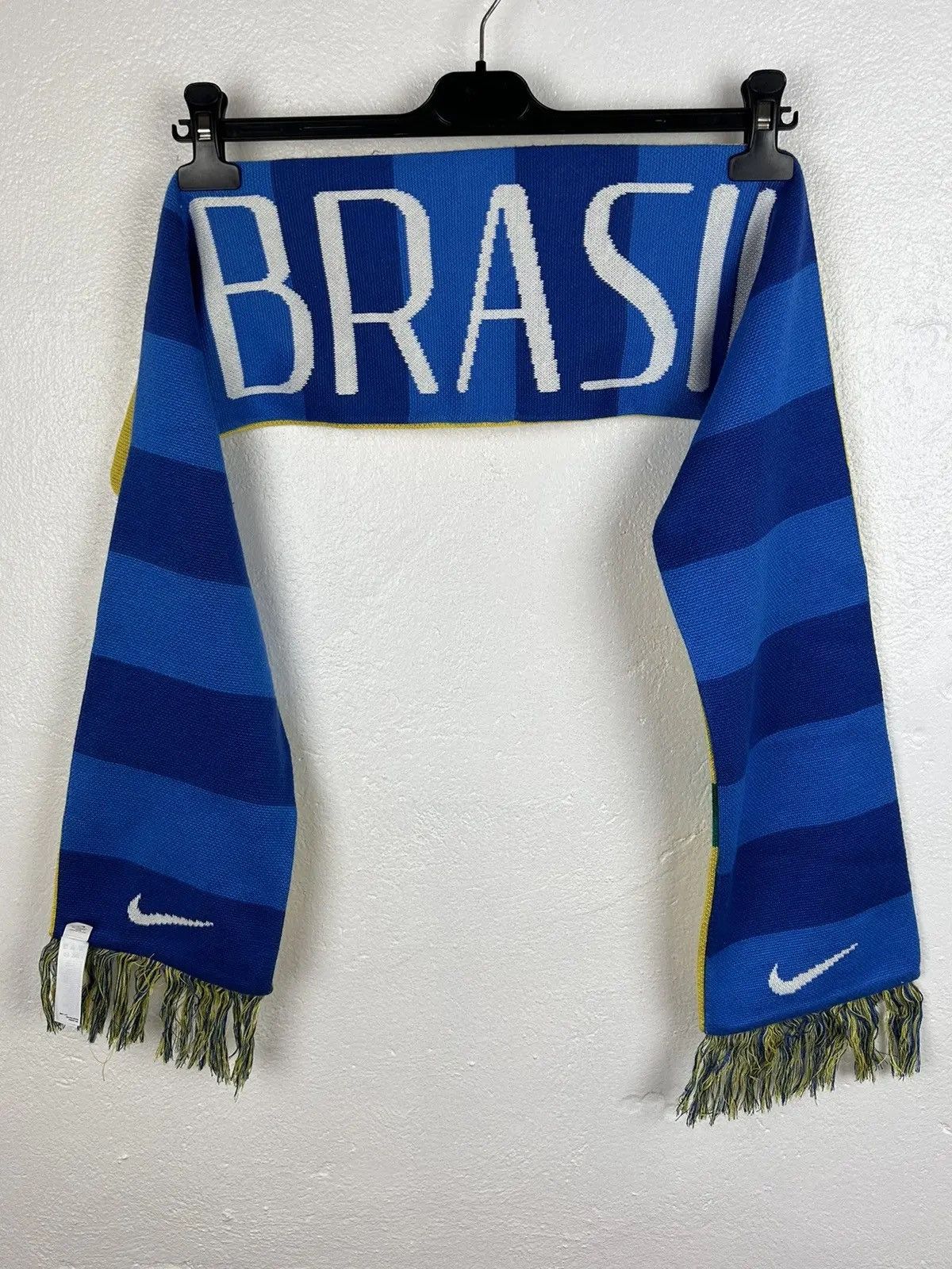 Nike Nike 2012 Soccer Team Brazil Supporters Reversible Scarf Size ONE SIZE - 4 Thumbnail