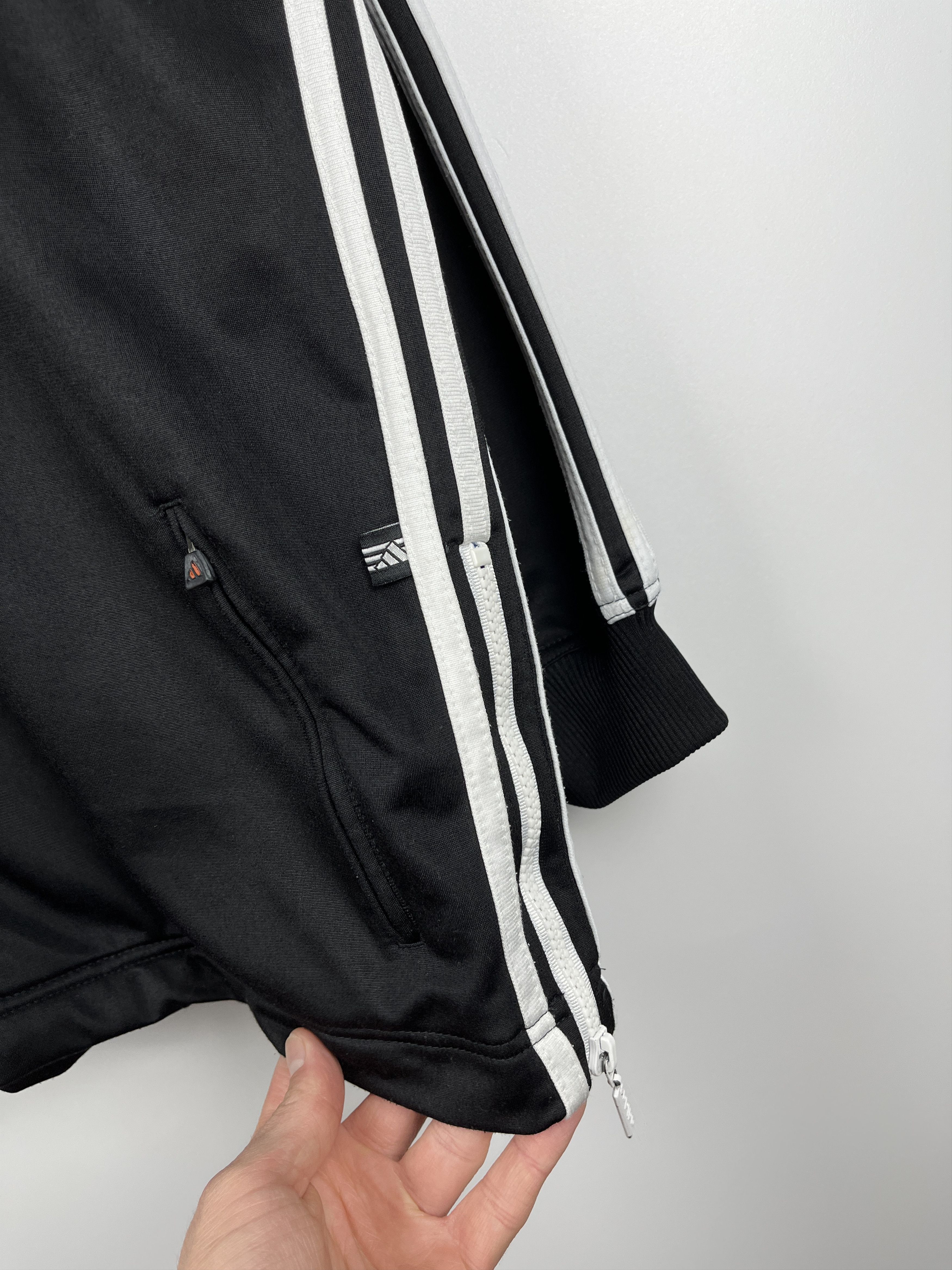 Adidas 90's Adidas Big Logo Back Vintage Full Zip Hoodie Size US L / EU 52-54 / 3 - 18 Thumbnail