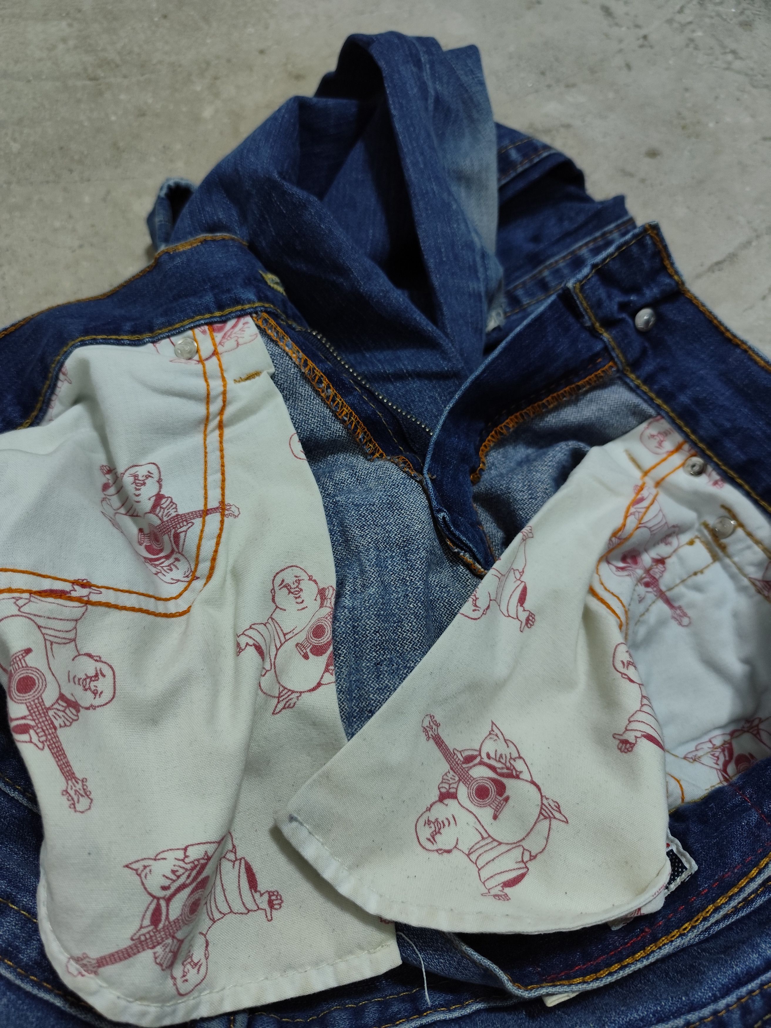True Religion True Religion Distress Flared Pants Size US 34 / EU 50 - 17 Thumbnail
