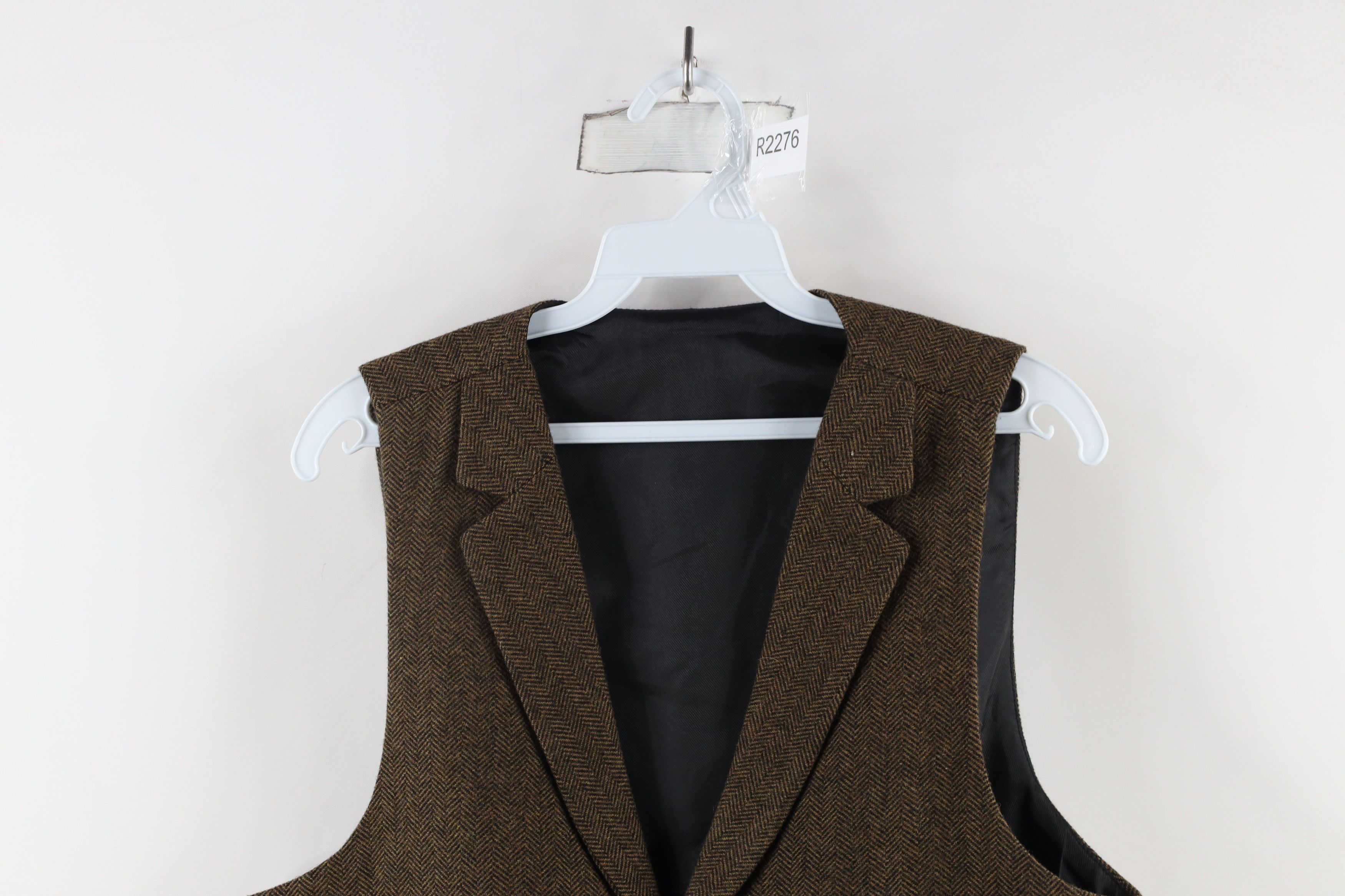 Vintage Vintage 90s Streetwear Herringbone Buckle Back Vest Jacket Size US M / EU 48-50 / 2 - 2 Thumbnail