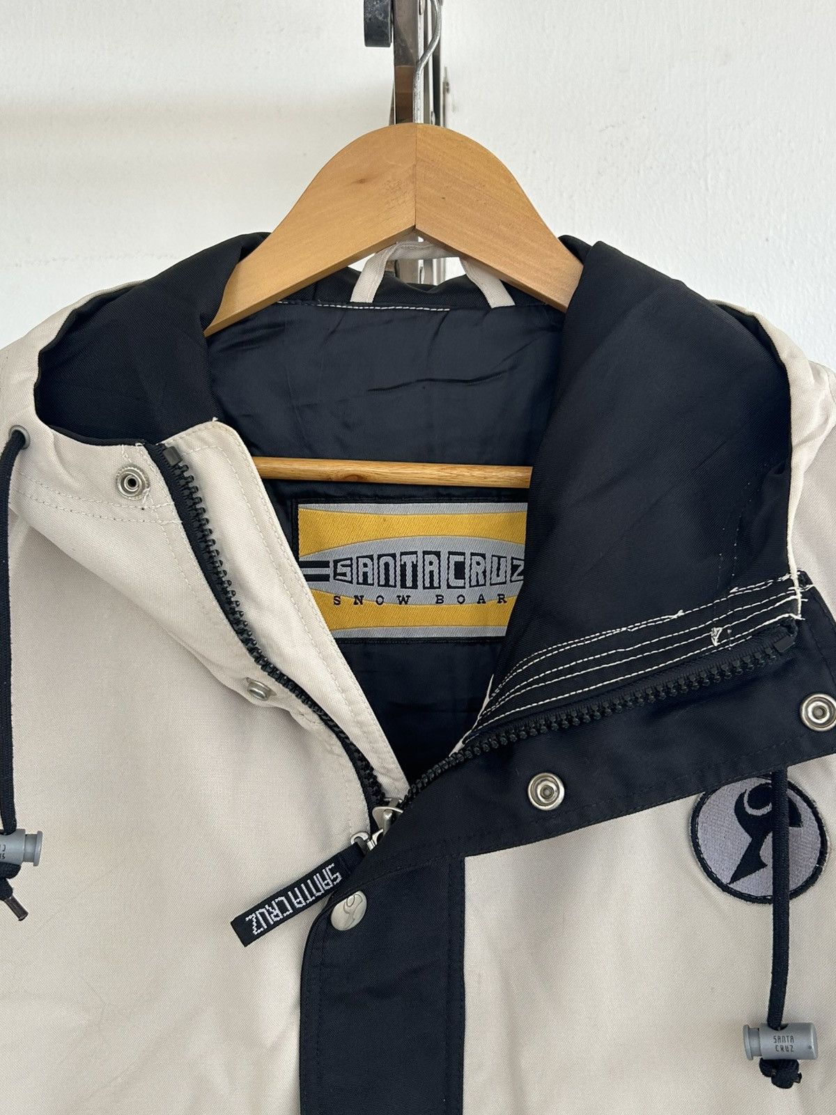 Santa Cruz Skateboards Santa Cruz Snowboard Jacket Vintage Beige Size US XL / EU 56 / 4 - 3 Thumbnail