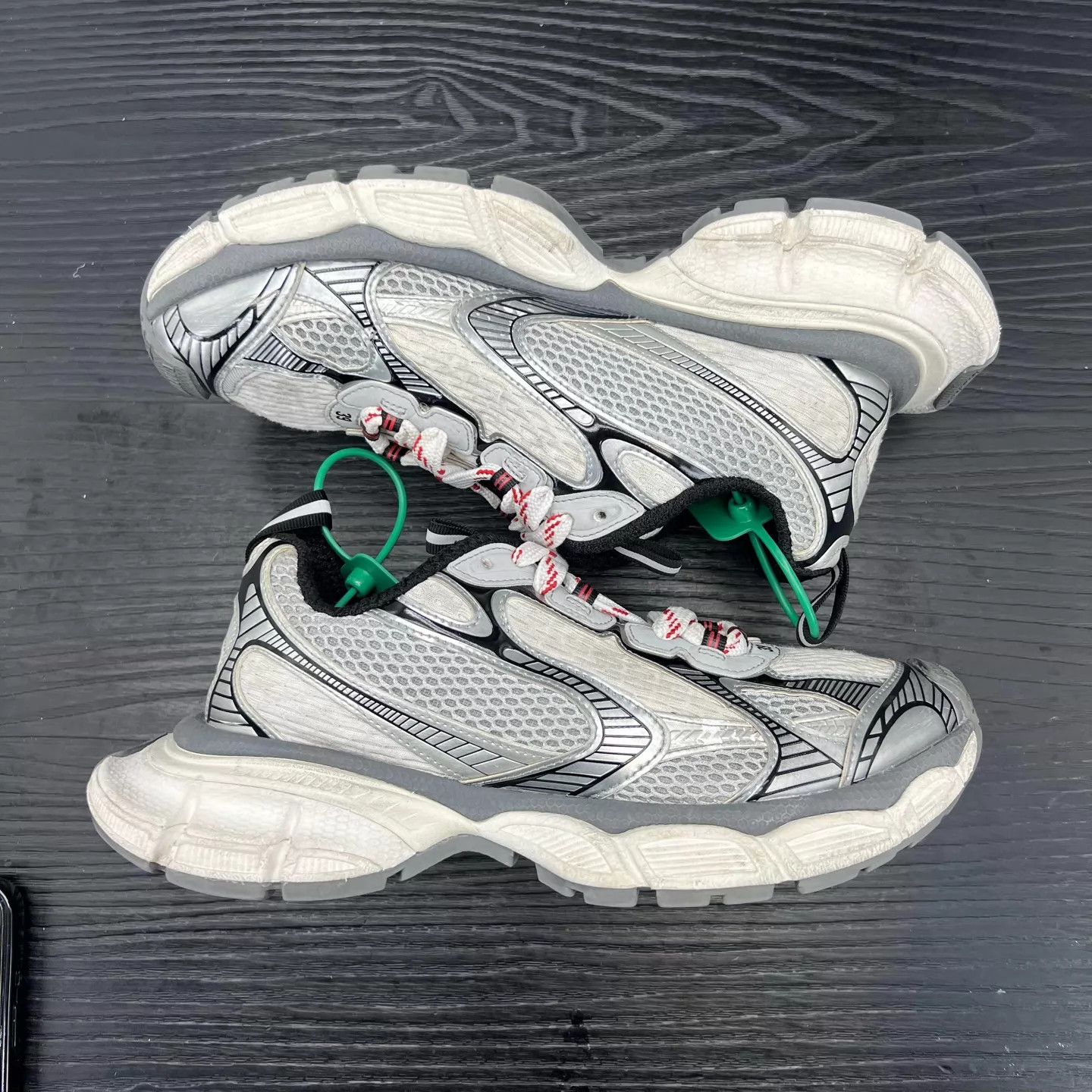 Balenciaga Balenciaga gray low top 39 like new Size US 6 / EU 39 - 6 Thumbnail