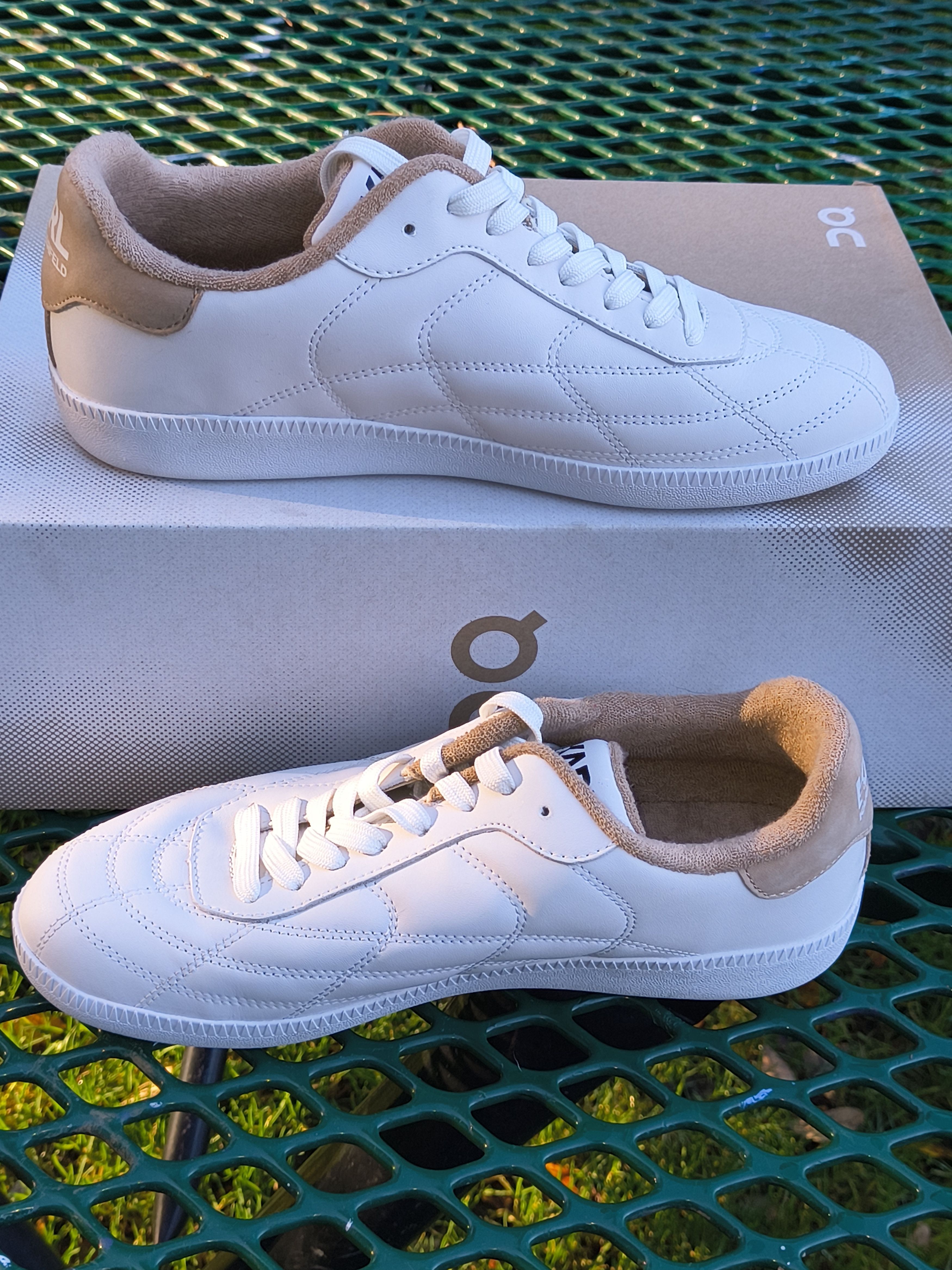 Karl Lagerfeld Karl Lagerfeld Paris Lily Karl Sneaker Size US 9 / EU 42 - 10 Thumbnail
