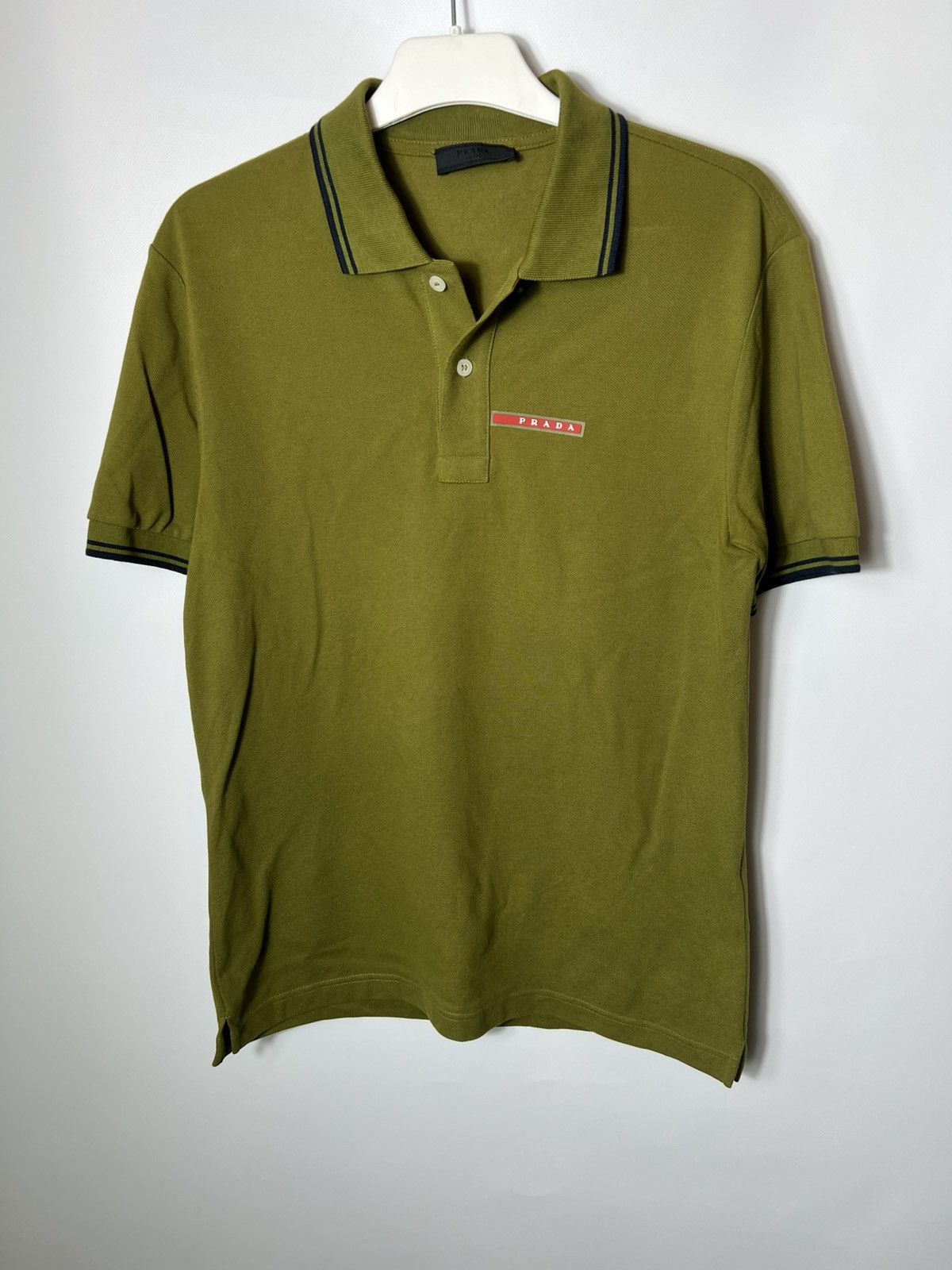 Prada Vintage luxury designer Prada Red Tab Green T-shirt Size S Size US S / EU 44-46 / 1 - 1 Thumbnail