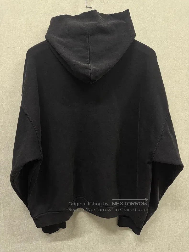 Balenciaga Balenciaga Logo Letter Pattern Printed Crew Neck Short Sle Size US S / EU 44-46 / 1 - 4 Thumbnail