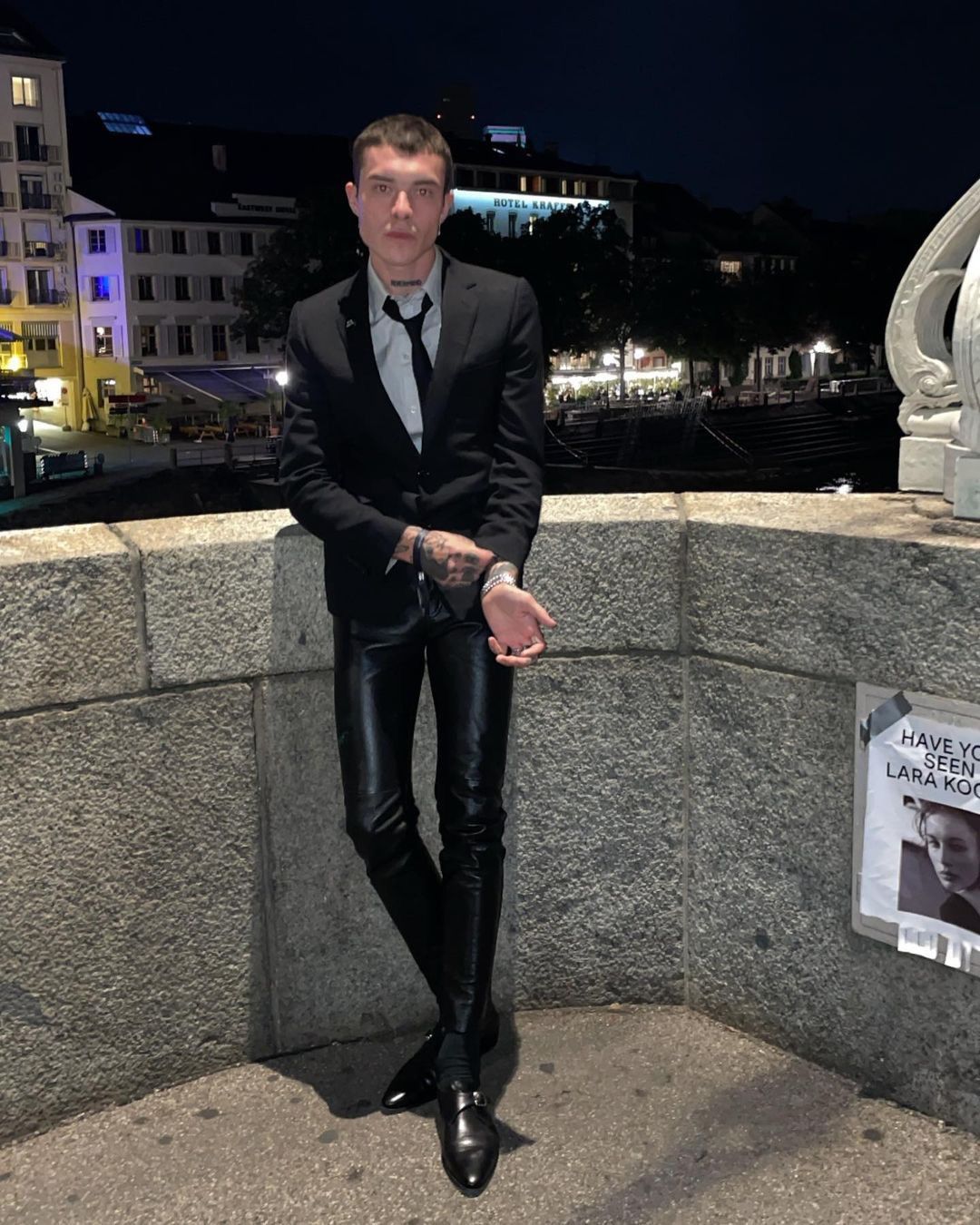 Saint laurent black blazer deals