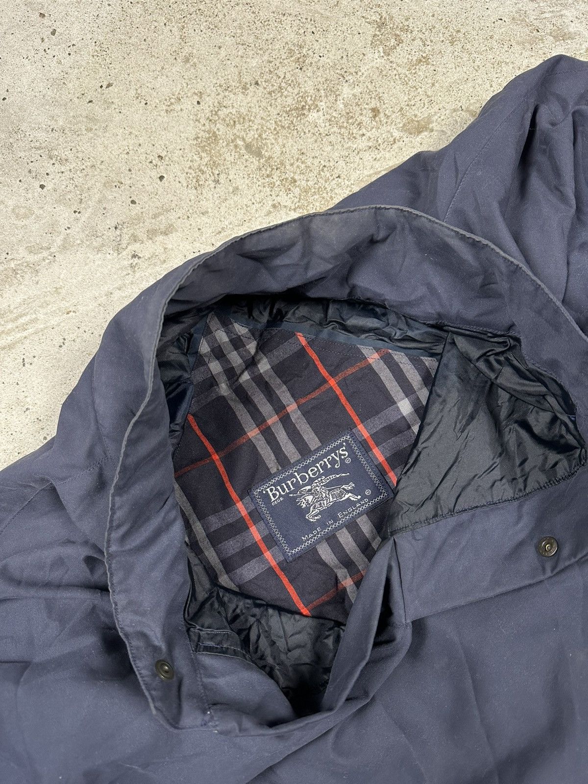 Burberry Vintage 90s Burberry’s Navy Track Jacket Half Button Logo Size US XL / EU 56 / 4 - 8 Thumbnail