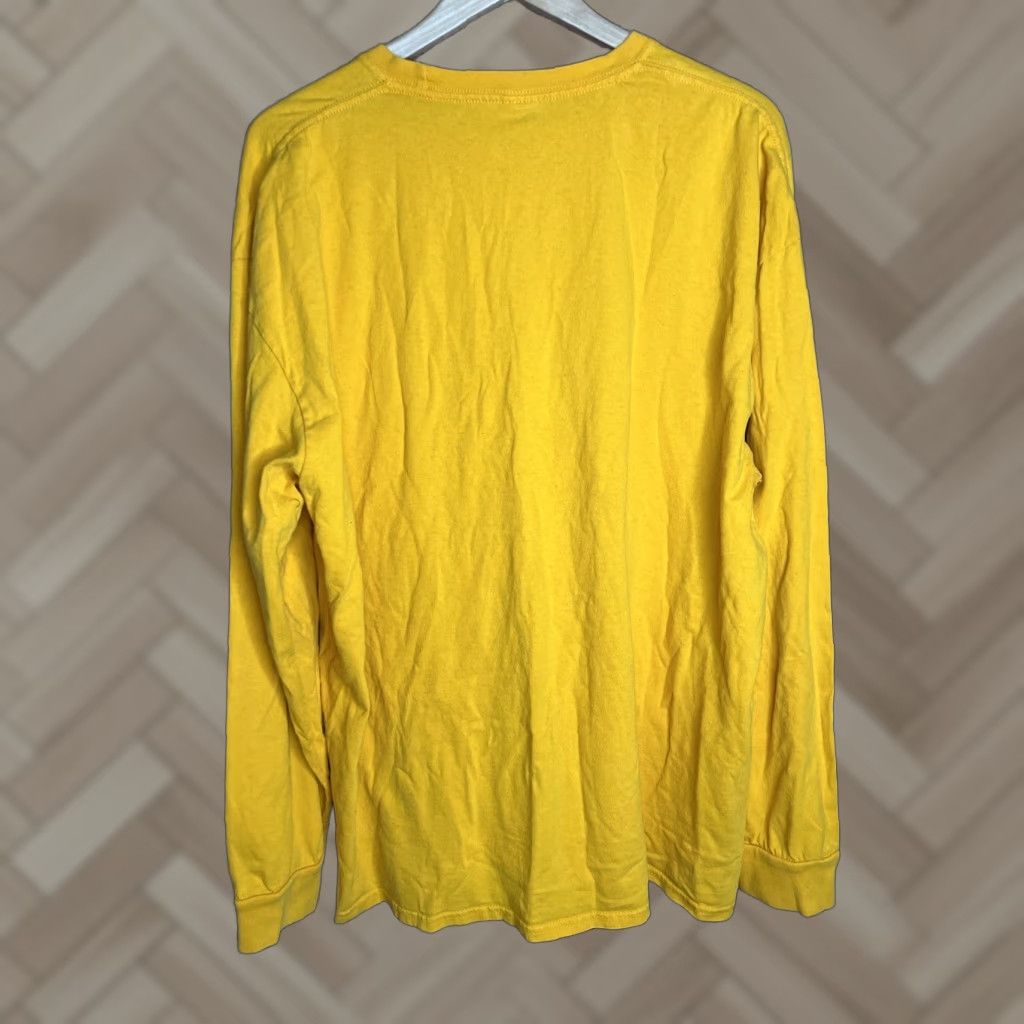 Apple Apple T-Shirt Men 3XL Yellow Long Sleeve Shirt Adult 3XL Yellow Mens T-Shirt Size US XXL / EU 58 / 5 - 1 Thumbnail
