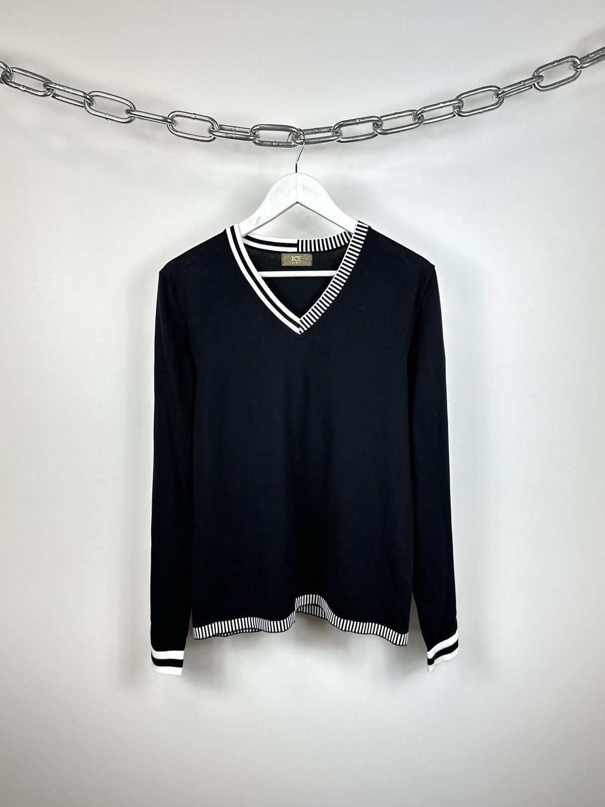 Iceberg Vintage 90s Iceberg Luxury Archival Designer Rare Sweater Size US M / EU 48-50 / 2 - 1 Thumbnail