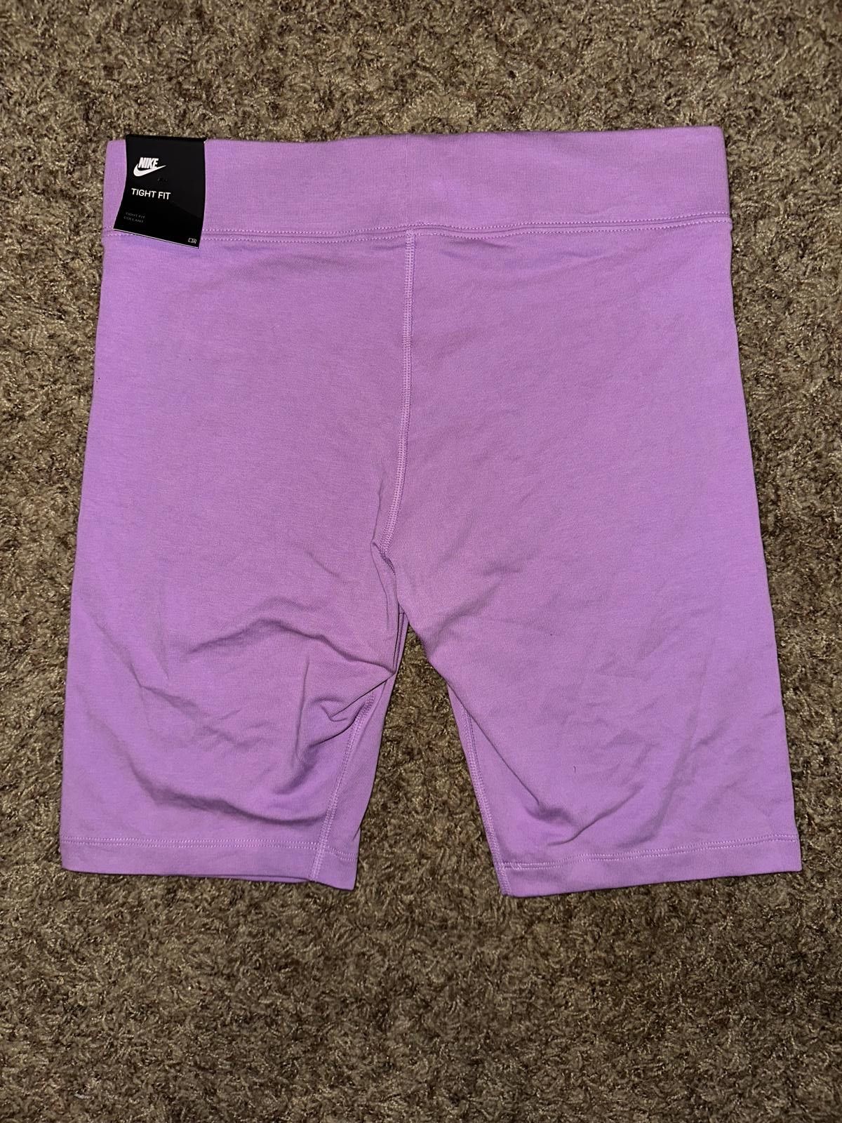Nike Nike Sportswear Essential Women's Mid-Rise 10" Biker Shorts Size 32" / US 10 / IT 46 - 5 Thumbnail