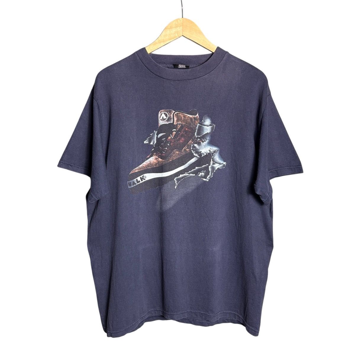 Airwalk × Vintage Vintage 90s Airwalk Shoes Graphic T-Shirt / Skateboards Size US XL / EU 56 / 4 - 1 Thumbnail