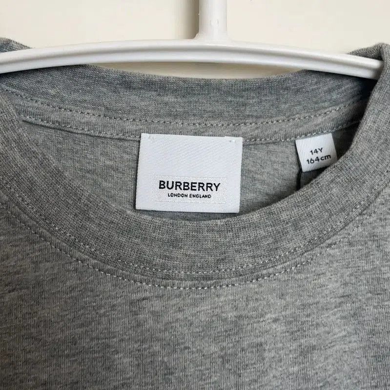 Burberry Burberry Gray Cotton Men's T-Shirt. Size US S / EU 44-46 / 1 - 4 Thumbnail